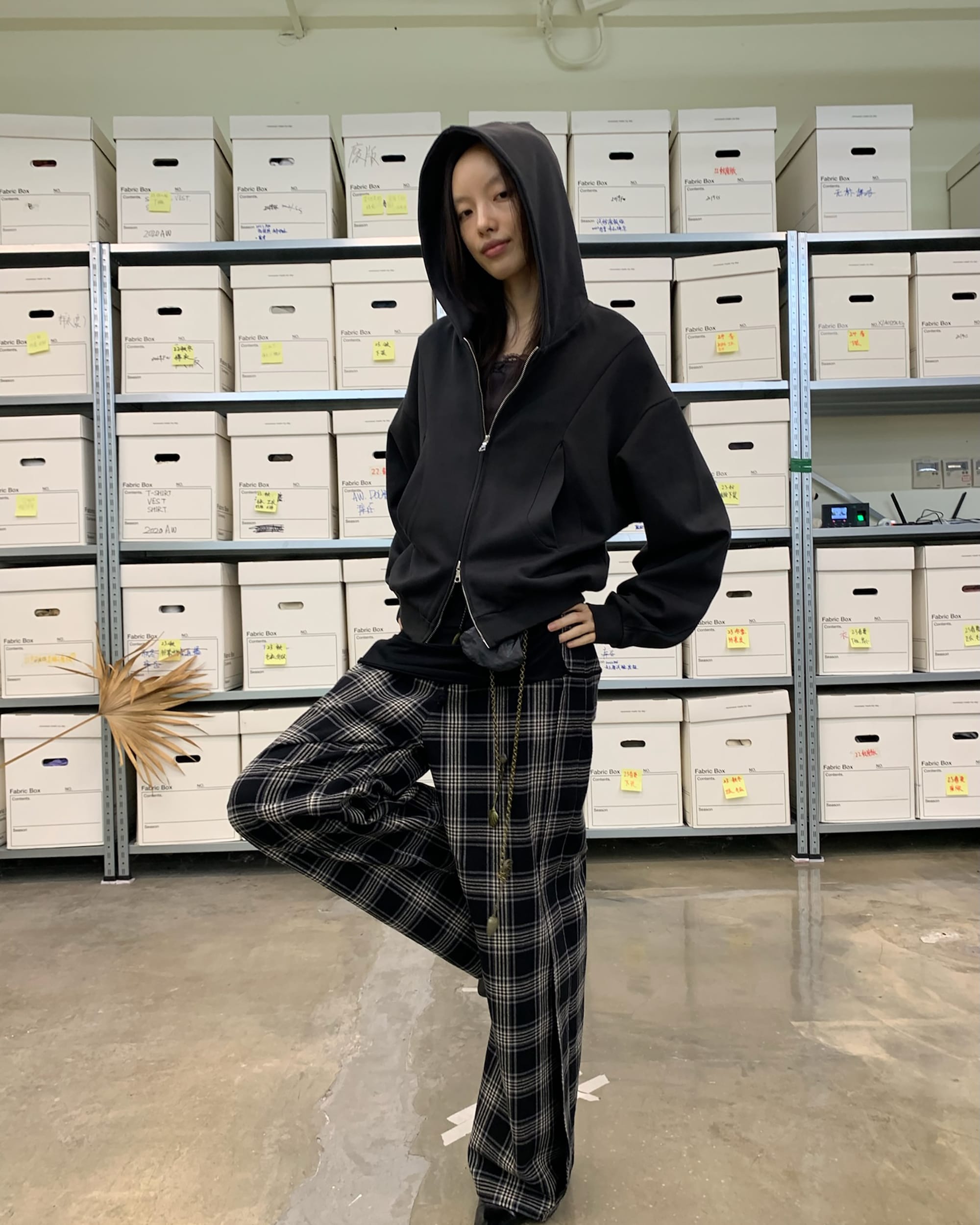 NEVERSEEZ Plaid Ribbed Waist Straight-Leg Pants