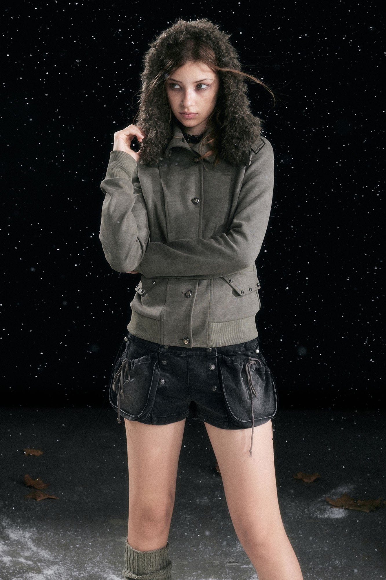 CESTNOUS Double Button Multi-Pocket Shorts