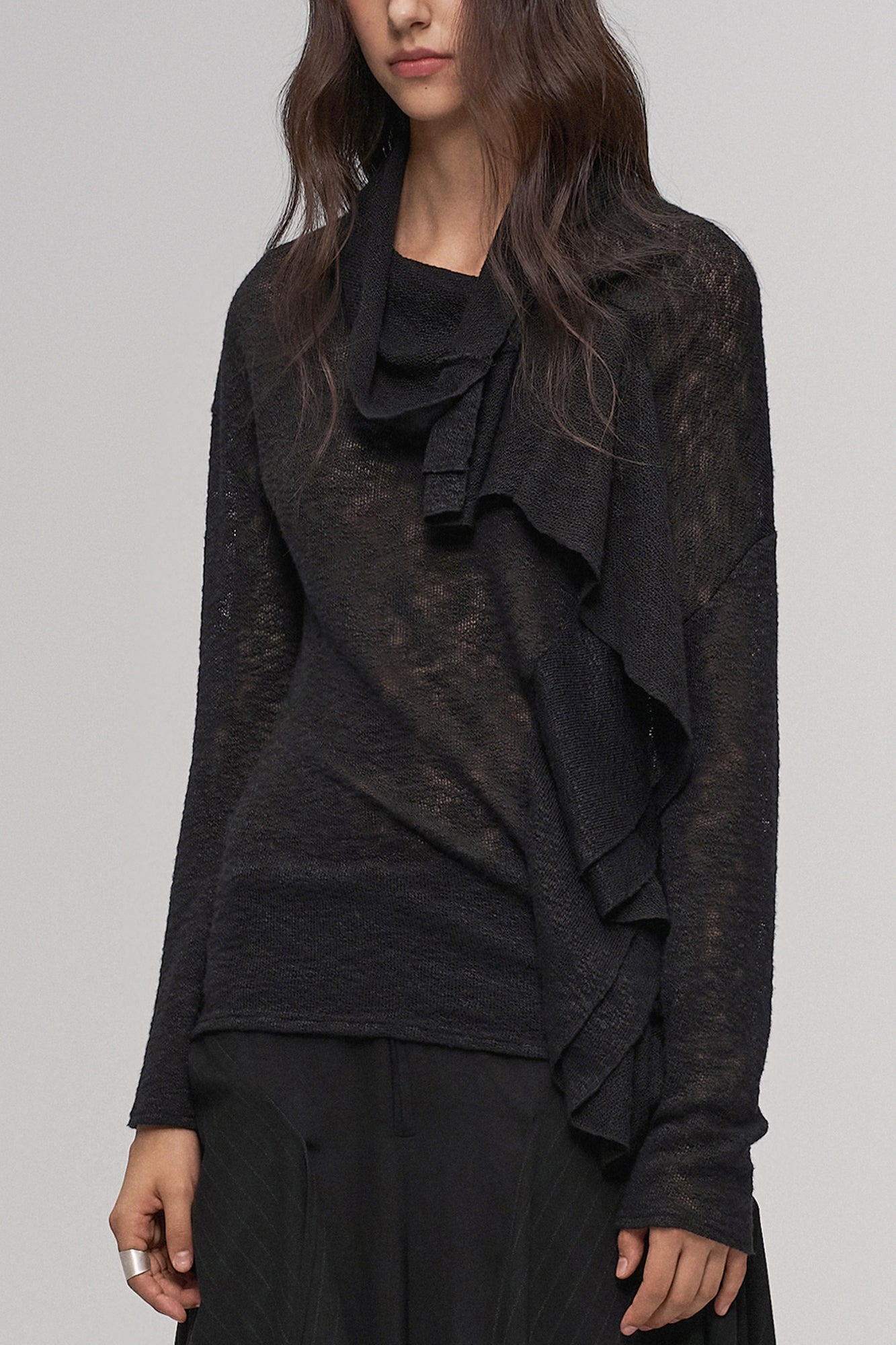 ILNya Nieternite Nifutur Sheer Knit Ruffle Long Sleeve Tee