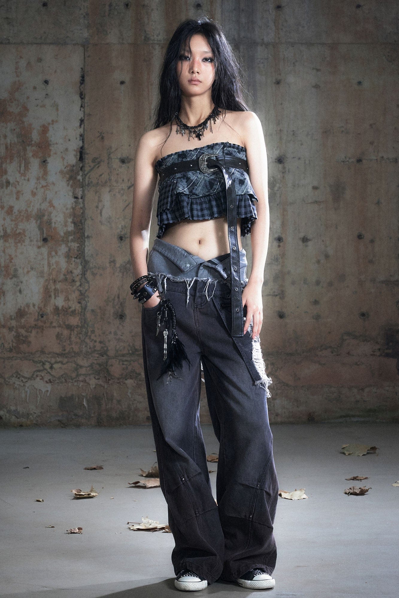 CESTNOUS Distressed Folded Double Waist Jeans