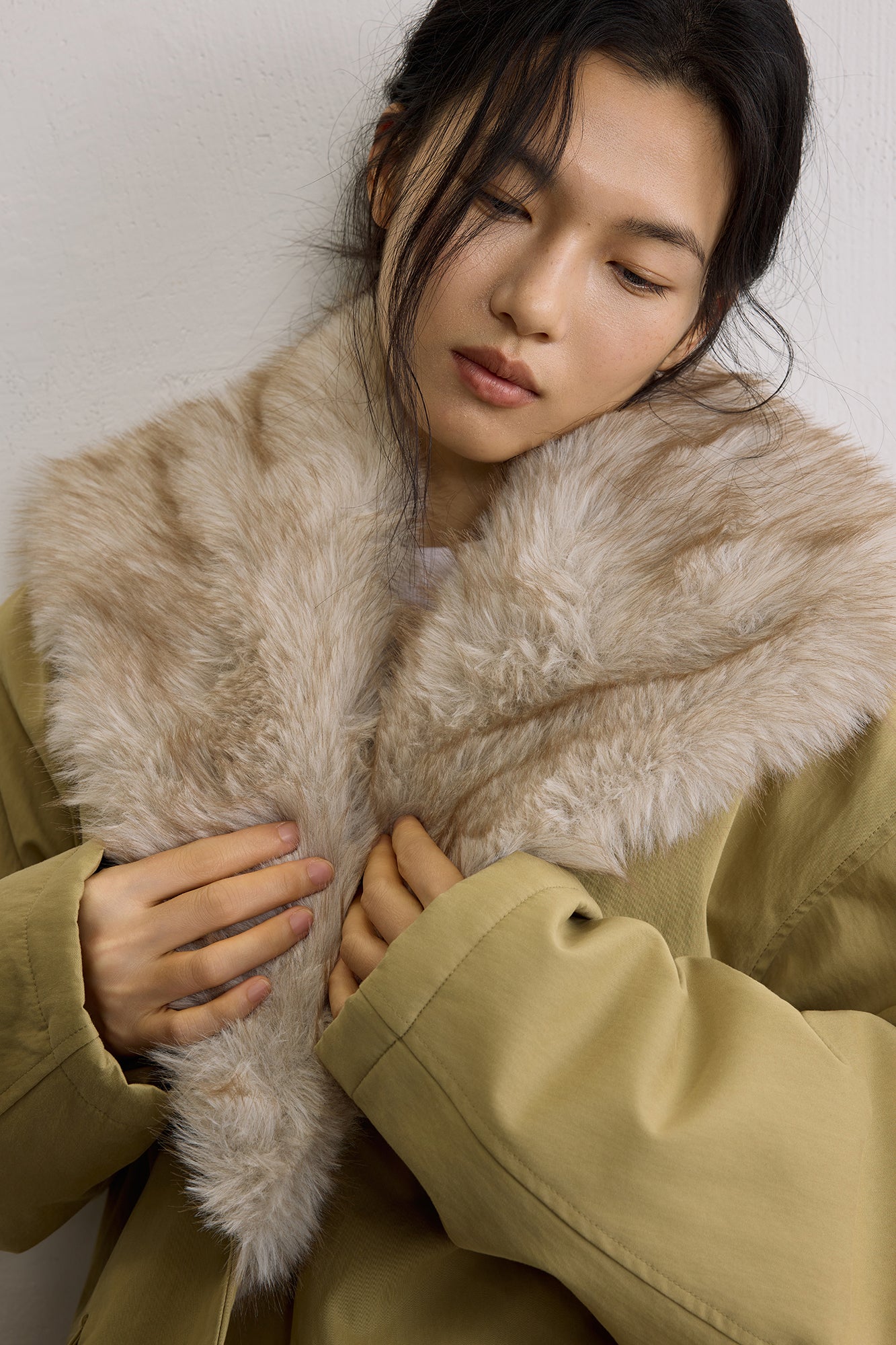 SAME FLOW Faux Fur Collar Belted Padded Jacket