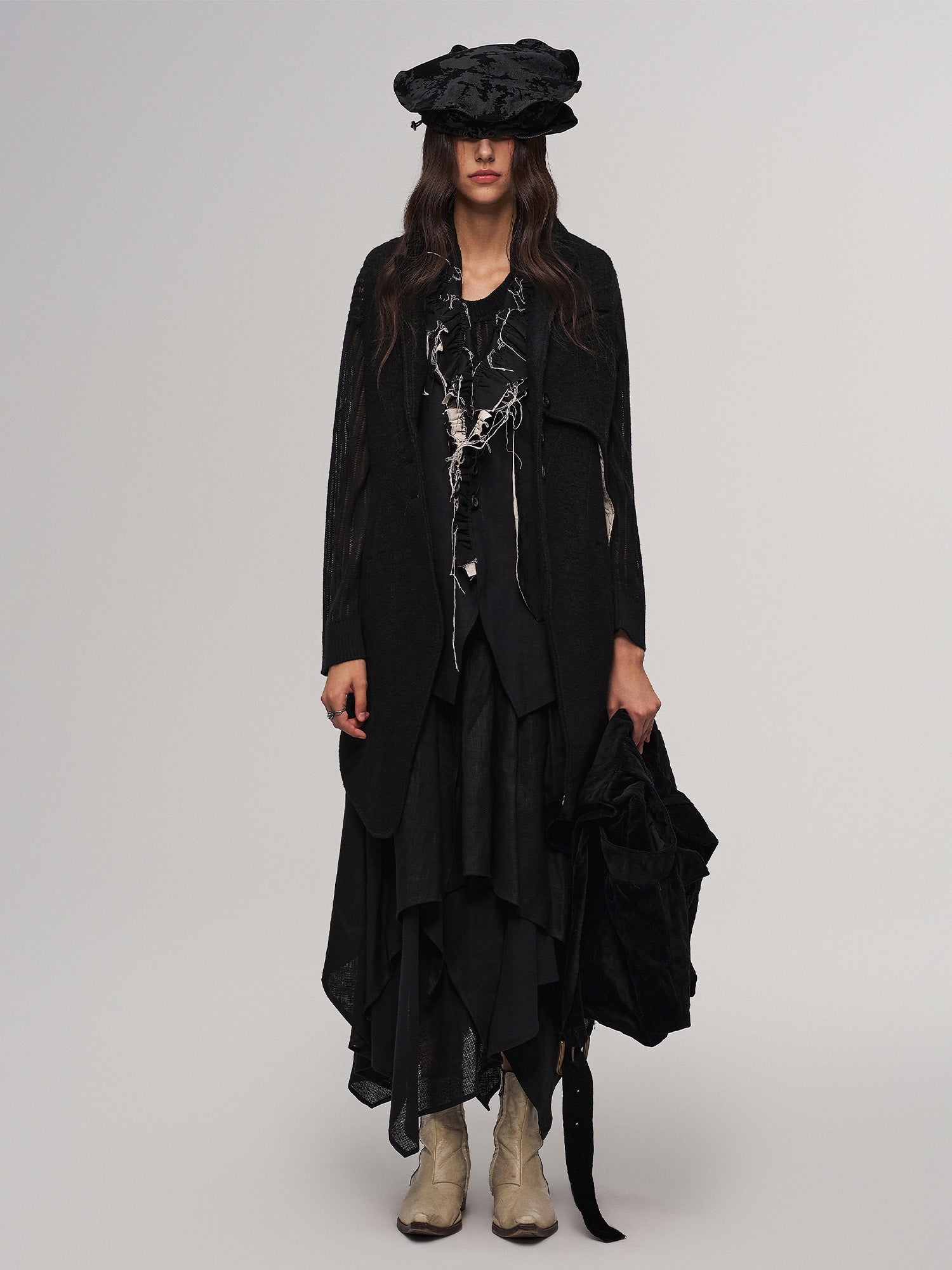 ILNya Nieternite Nifutur Distressed Frayed Petal-Collar Vest