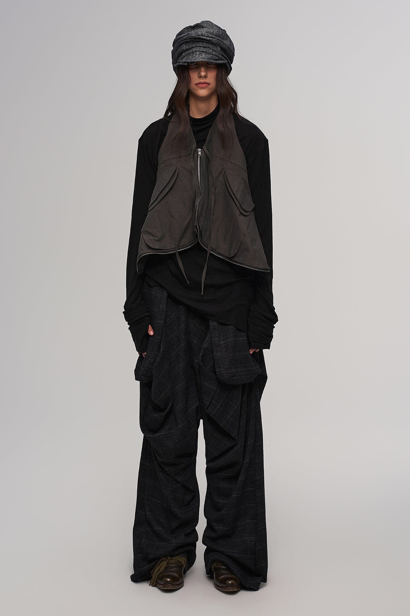 ILNya Nieternite Nifutur Layered Slouchy Newsboy Hat