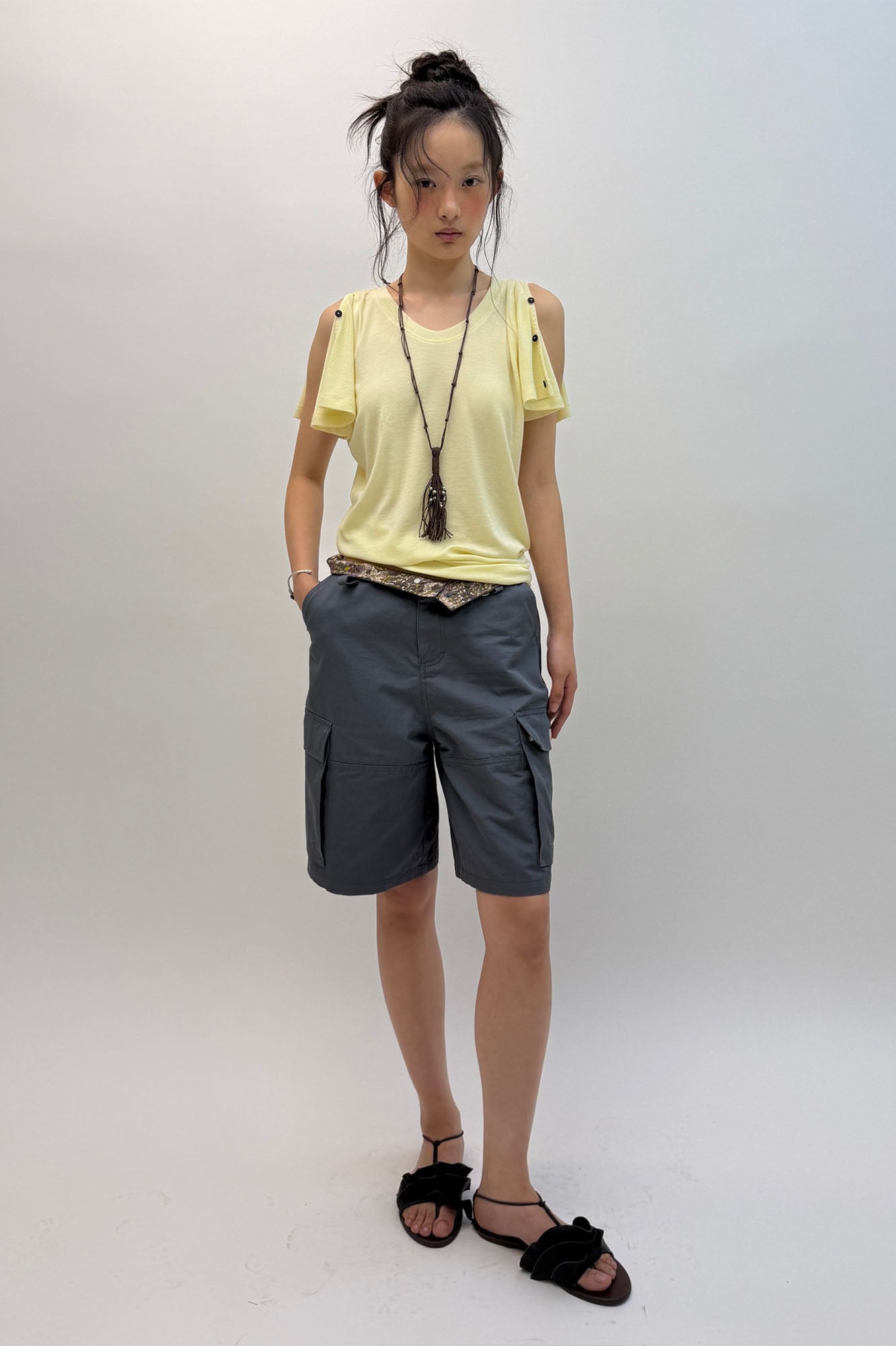 NEVERSEEZ Floral Fold-Over Cargo Shorts