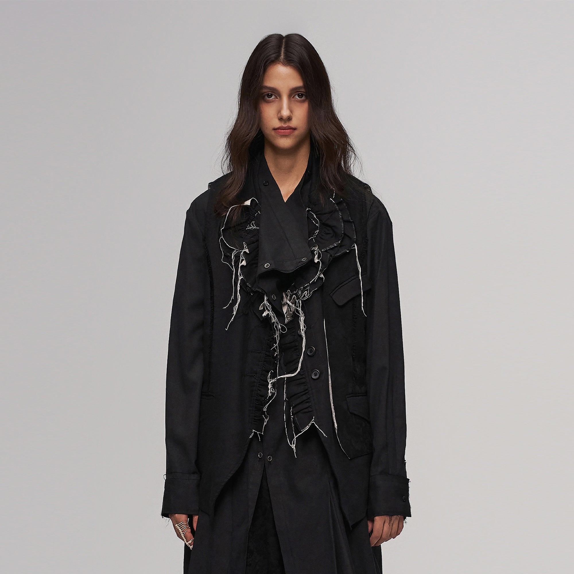 ILNya Nieternite Nifutur Distressed Frayed Petal-Collar Vest