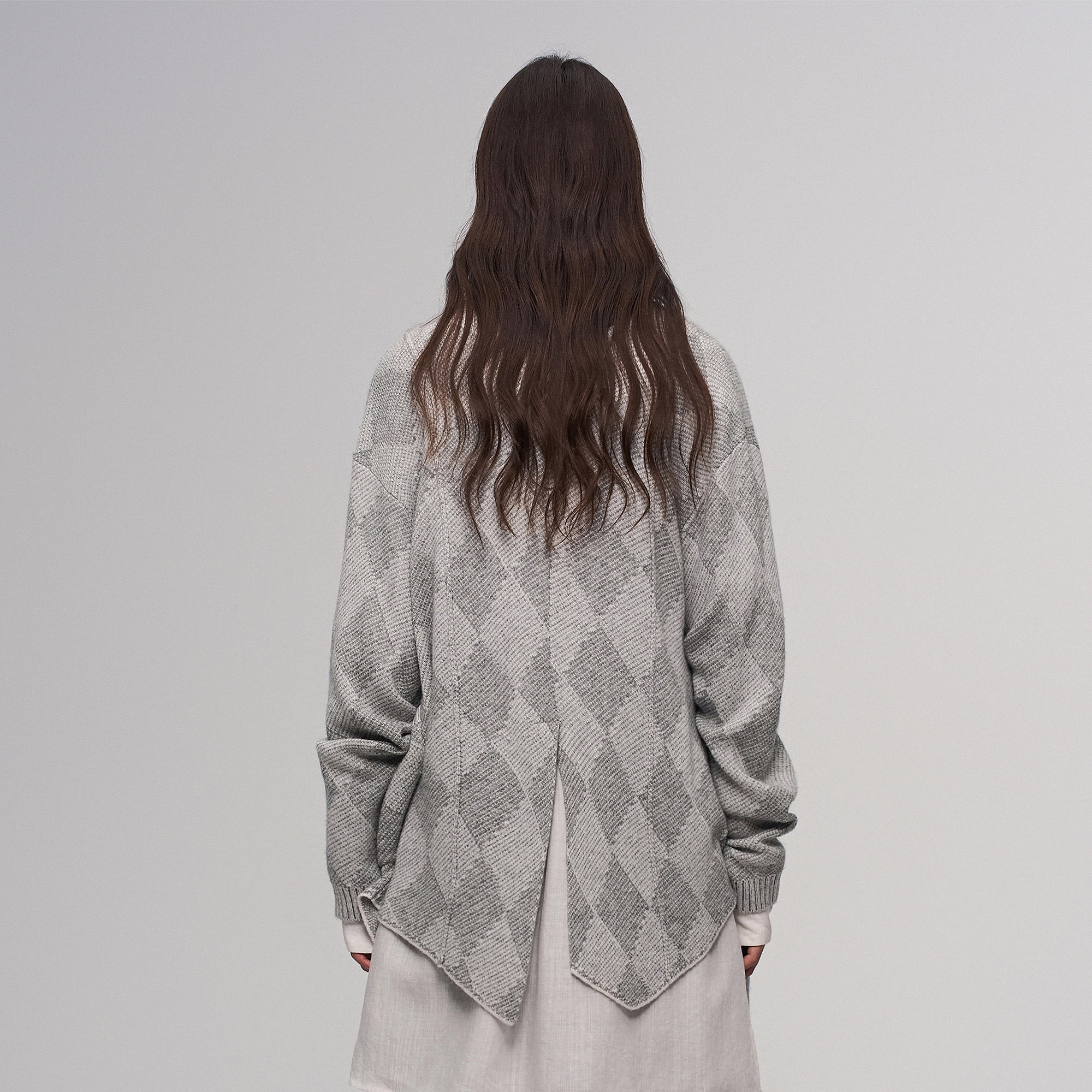 ILNya Nieternite Nifutur Wool-Blend Argyle Jacquard Cardigan Gray