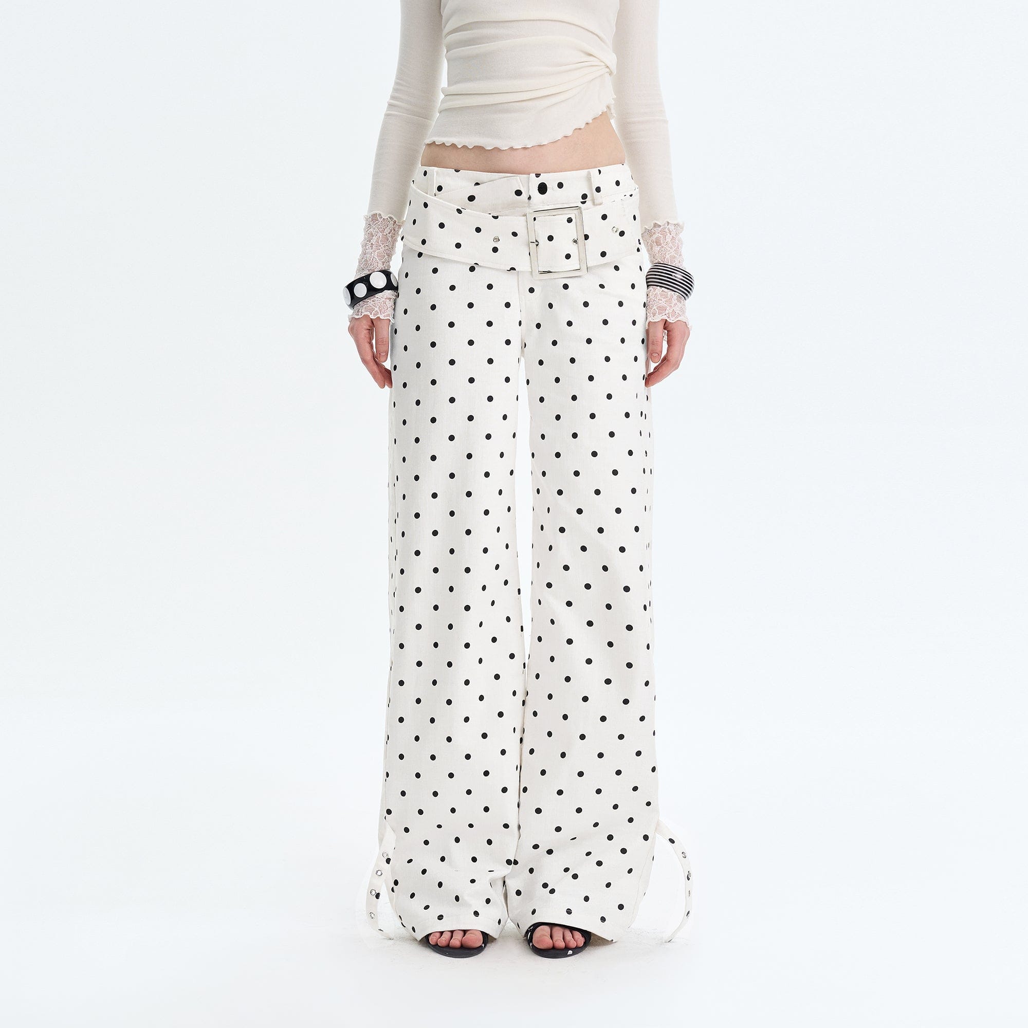 THE NEVERMORE Retro Polka-Dot Straight-Leg Jeans