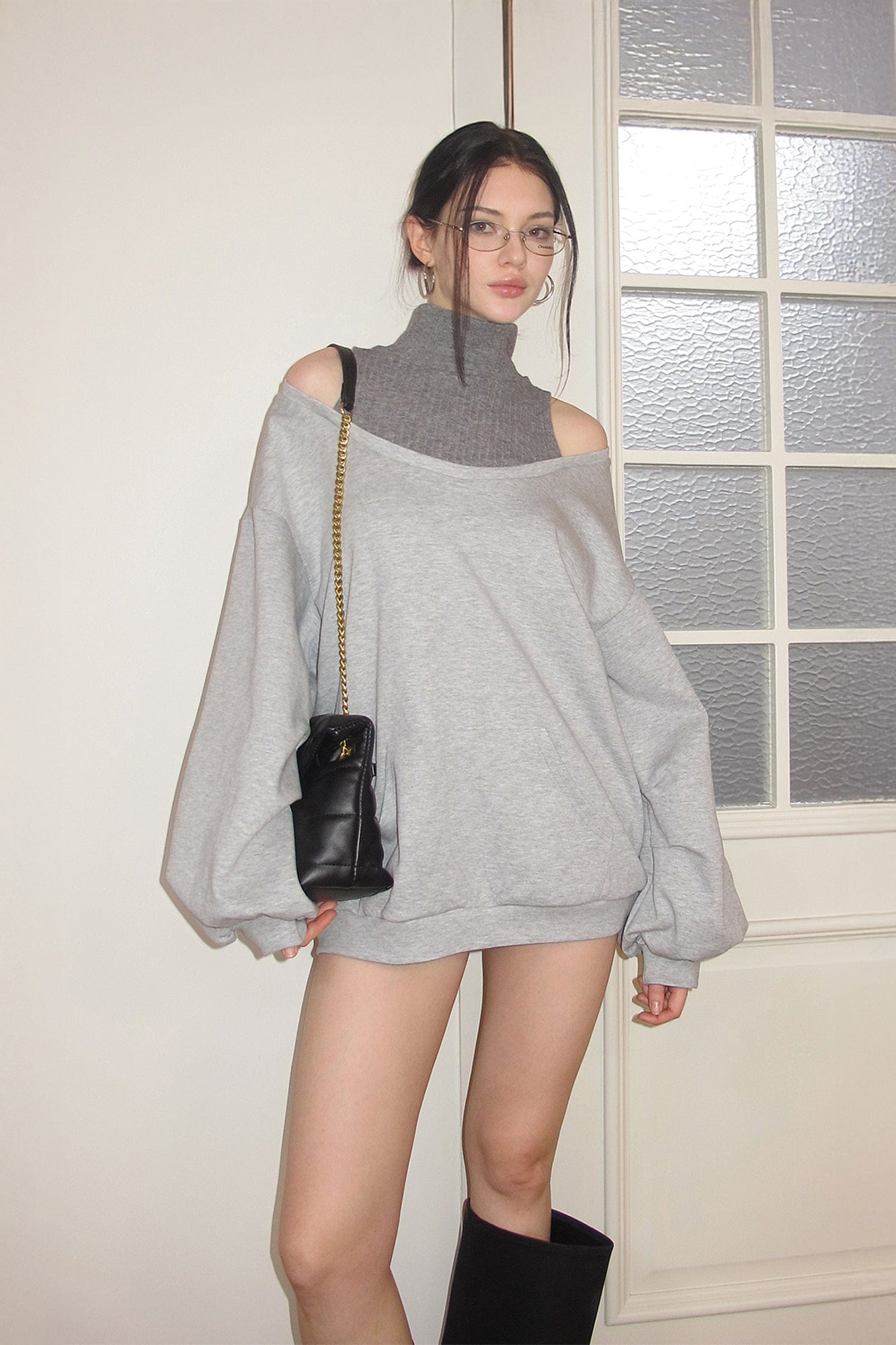 AE30 SAINT Cold Shoulder Oversized Sweatshirt