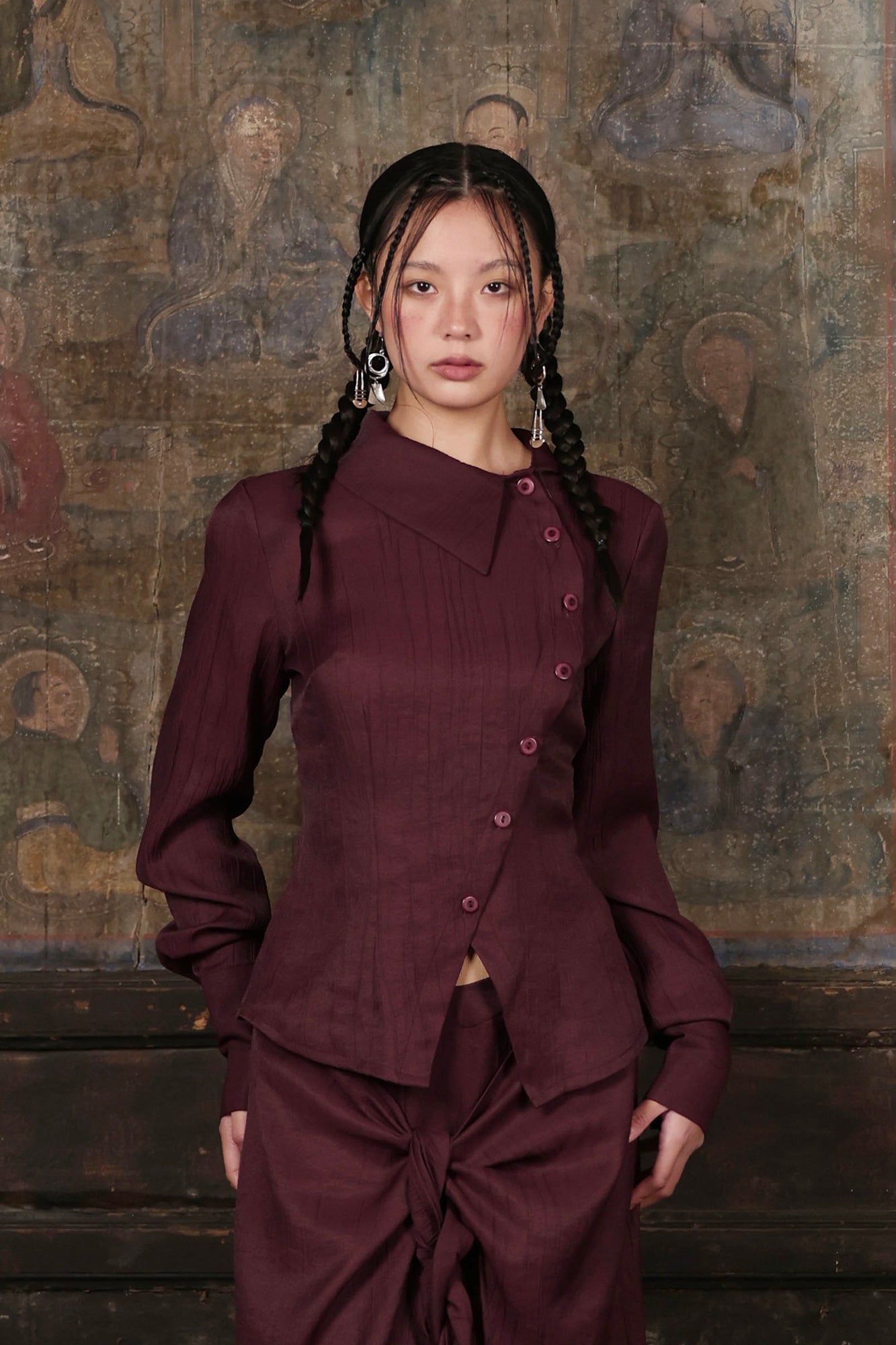 WUHEYIZUO Asymmetrical Curved Front Cinched Waist Shirt