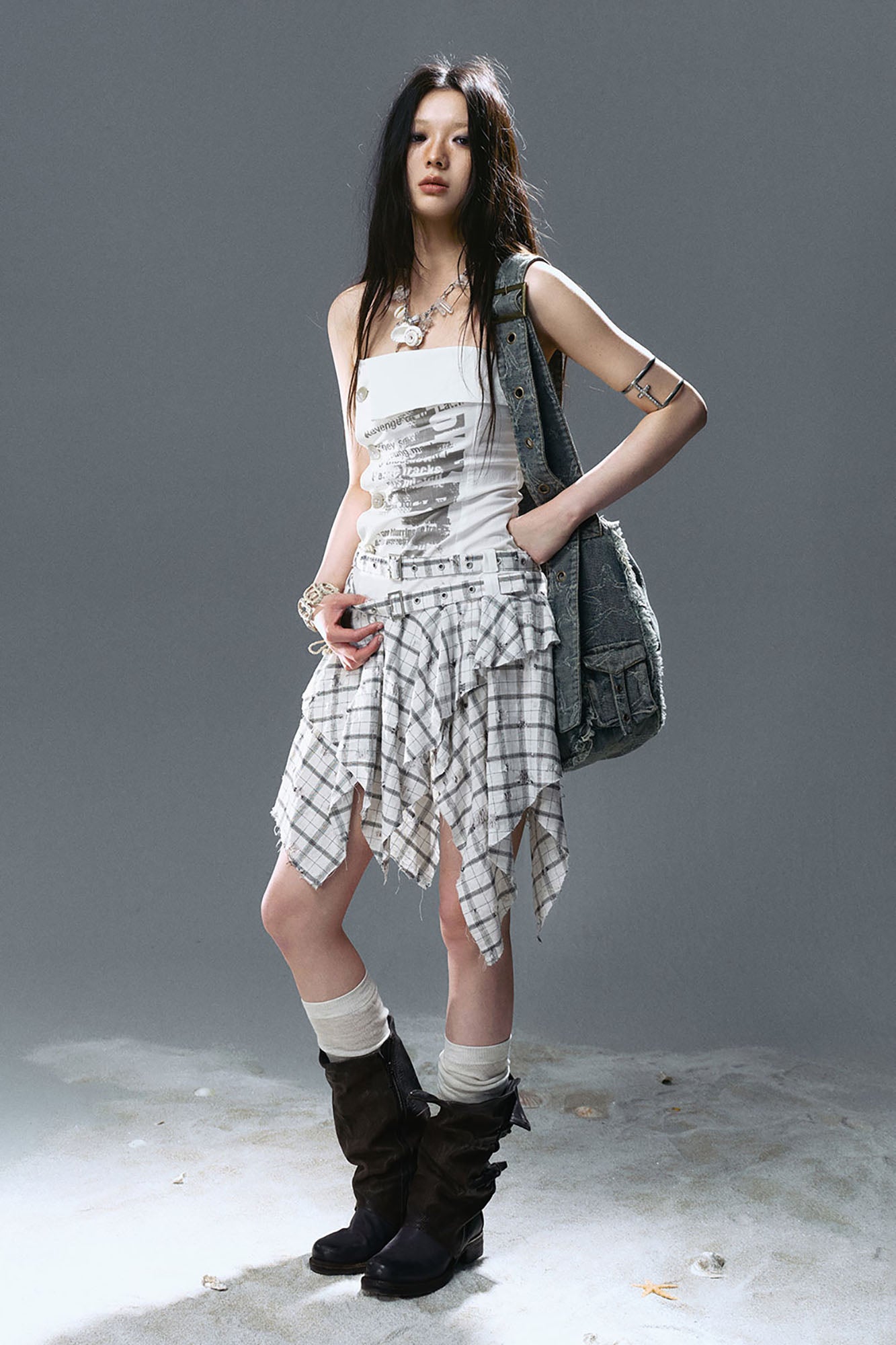 CESTNOUS Plaid Panel Graffiti Ruched Tube Dress