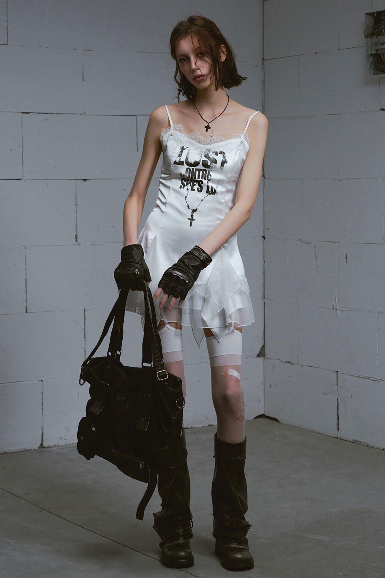 CESTNOUS Asymmetrical Lace Trim Graphic Slip Dress