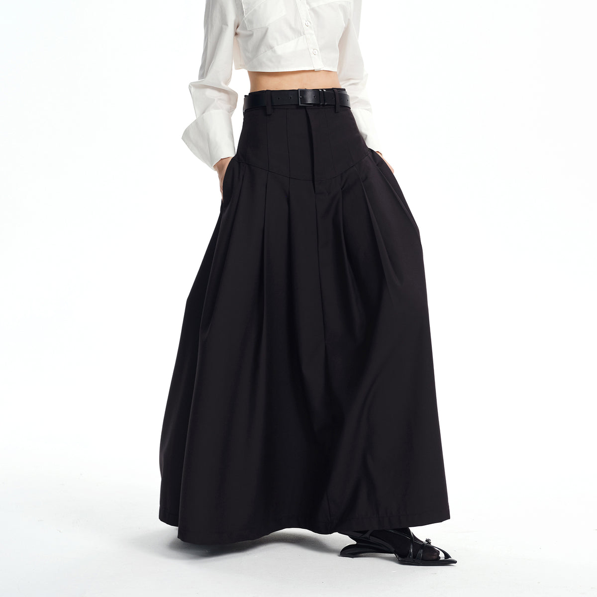 TINY IN STUDIO Oversized Belted Pleated Maxi Skirt