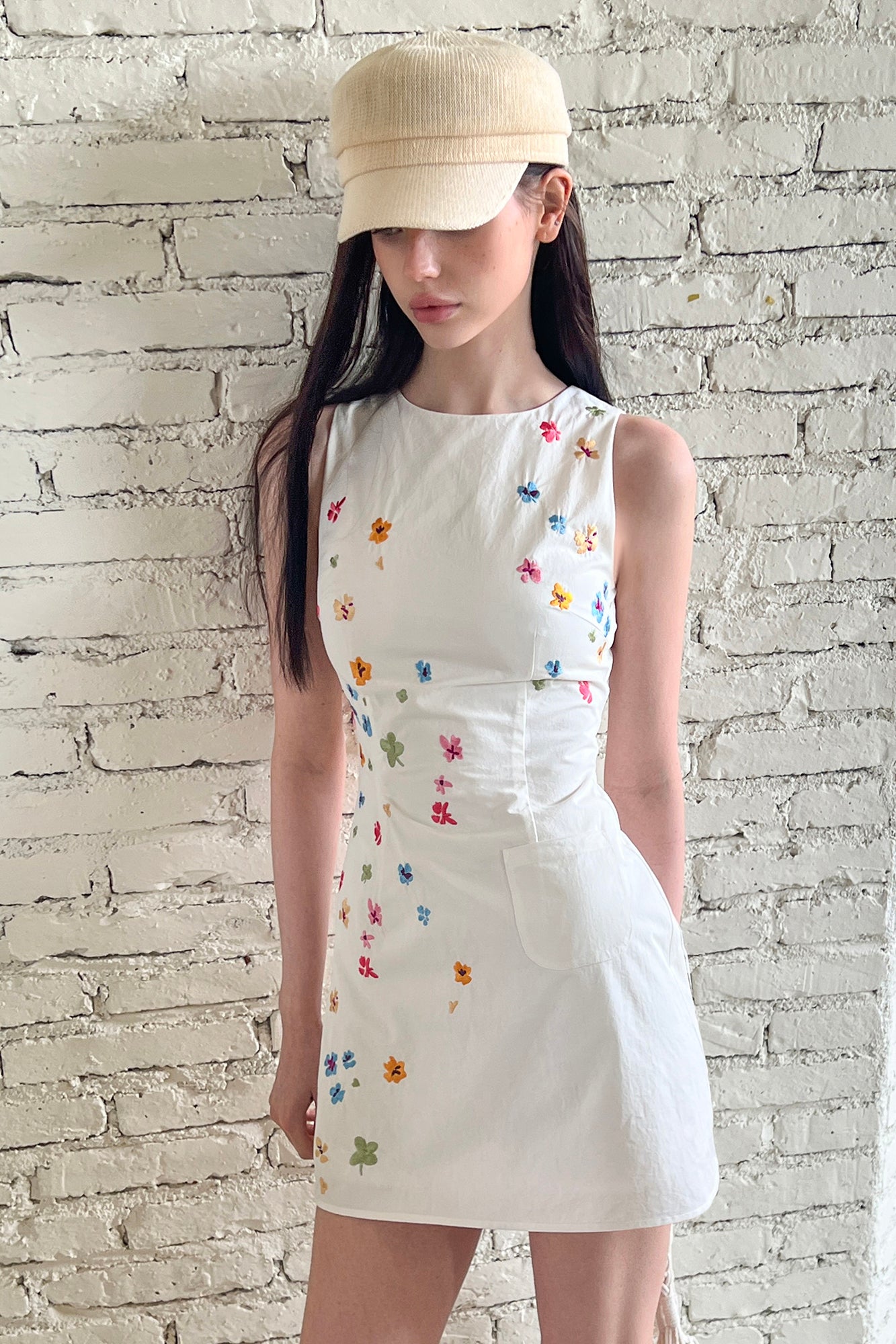 THE NEVERMORE Embroidered Floral Pocket Mini Dress