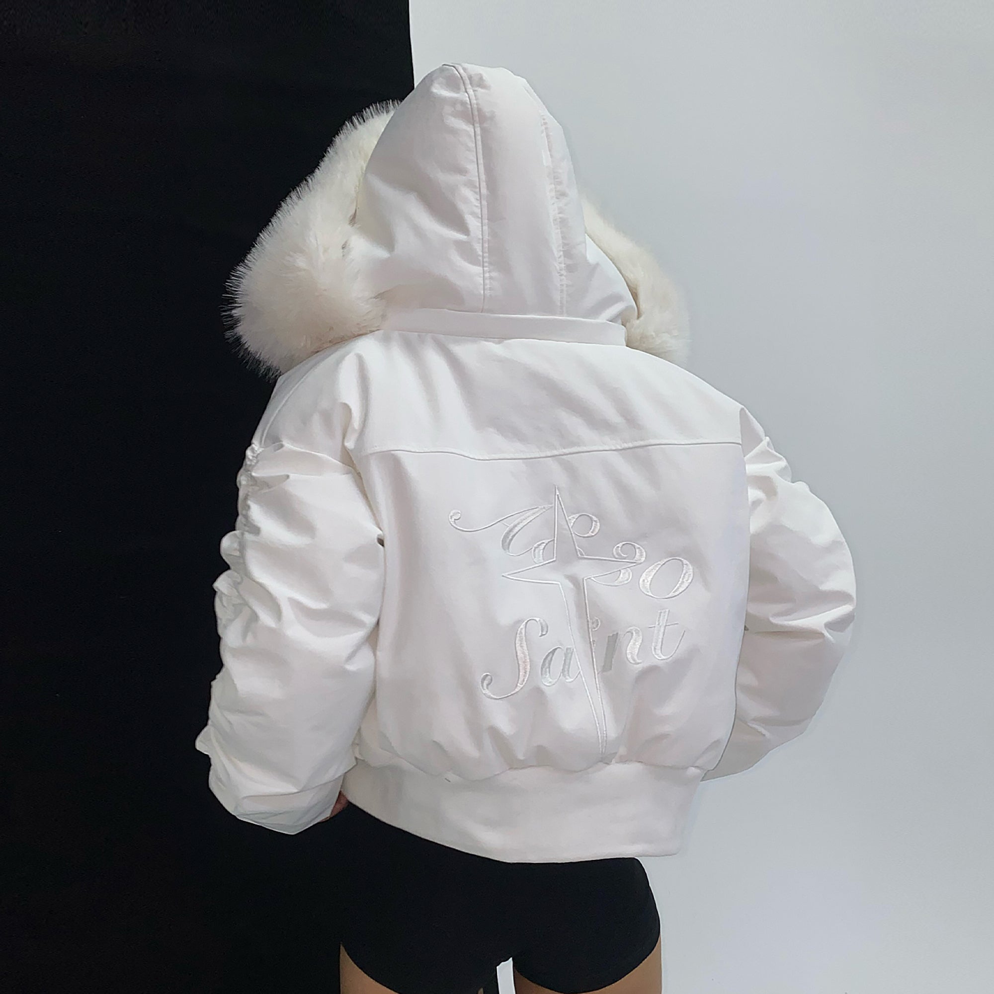 AE30 SAINT Detachable Trim Embroidery Ruched-Sleeve Down Jacket