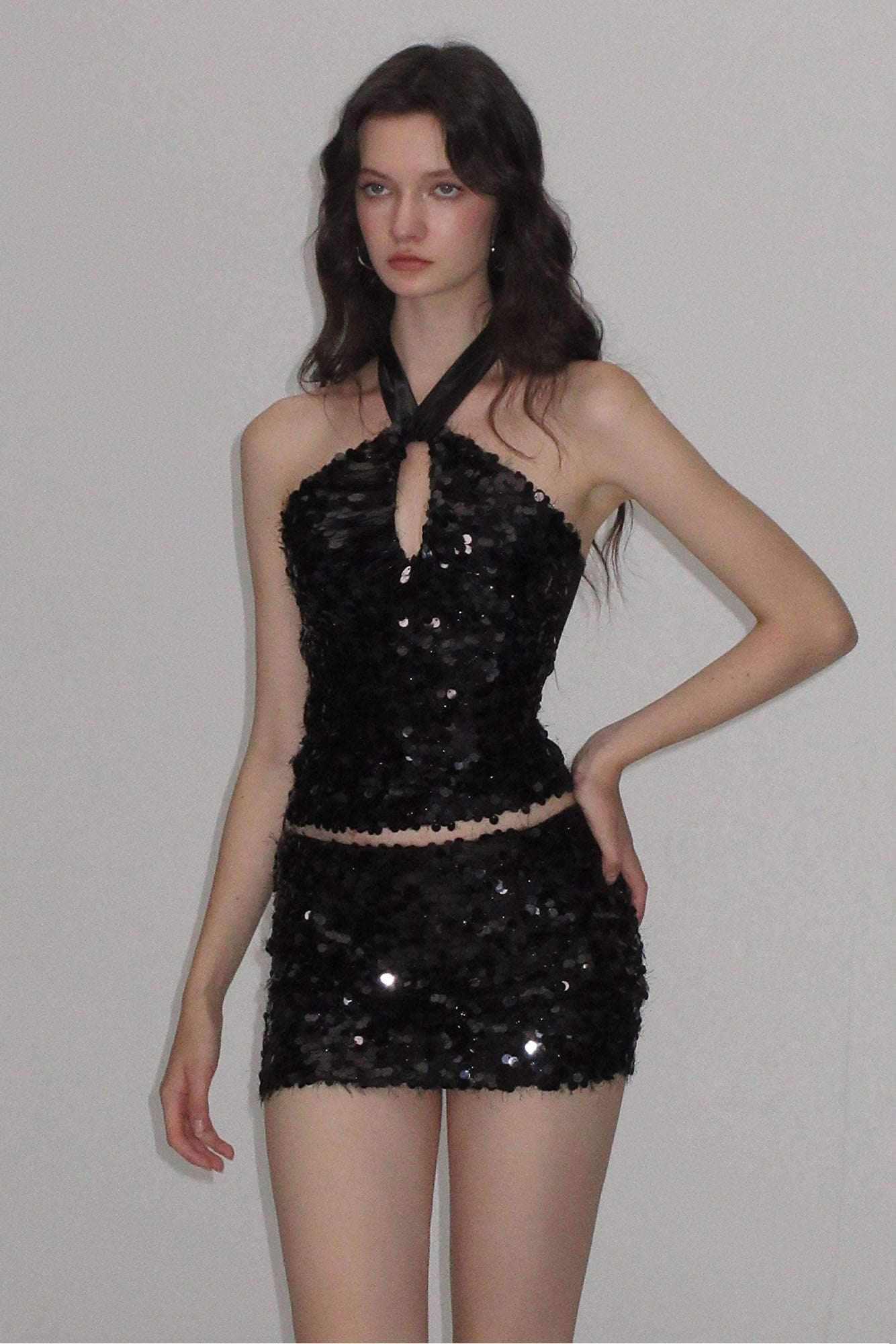 AE30 SAINT Sequin Keyhole Halter Top