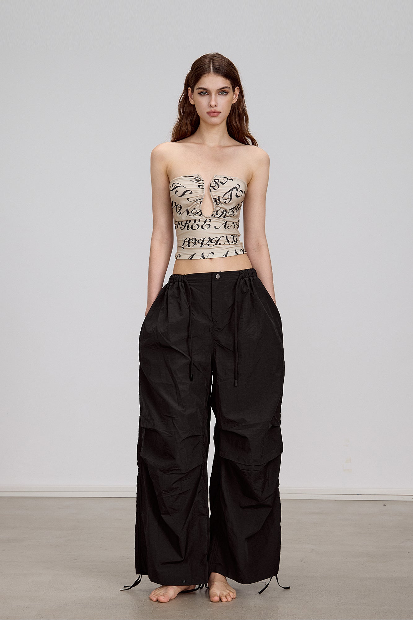 AE30 SAINT Keyhole Tube Top