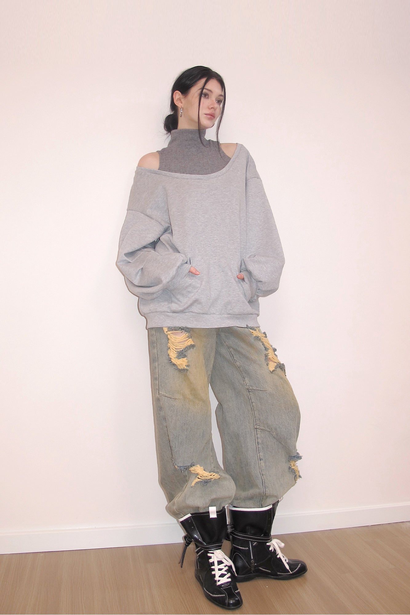 AE30 SAINT Cold Shoulder Oversized Sweatshirt