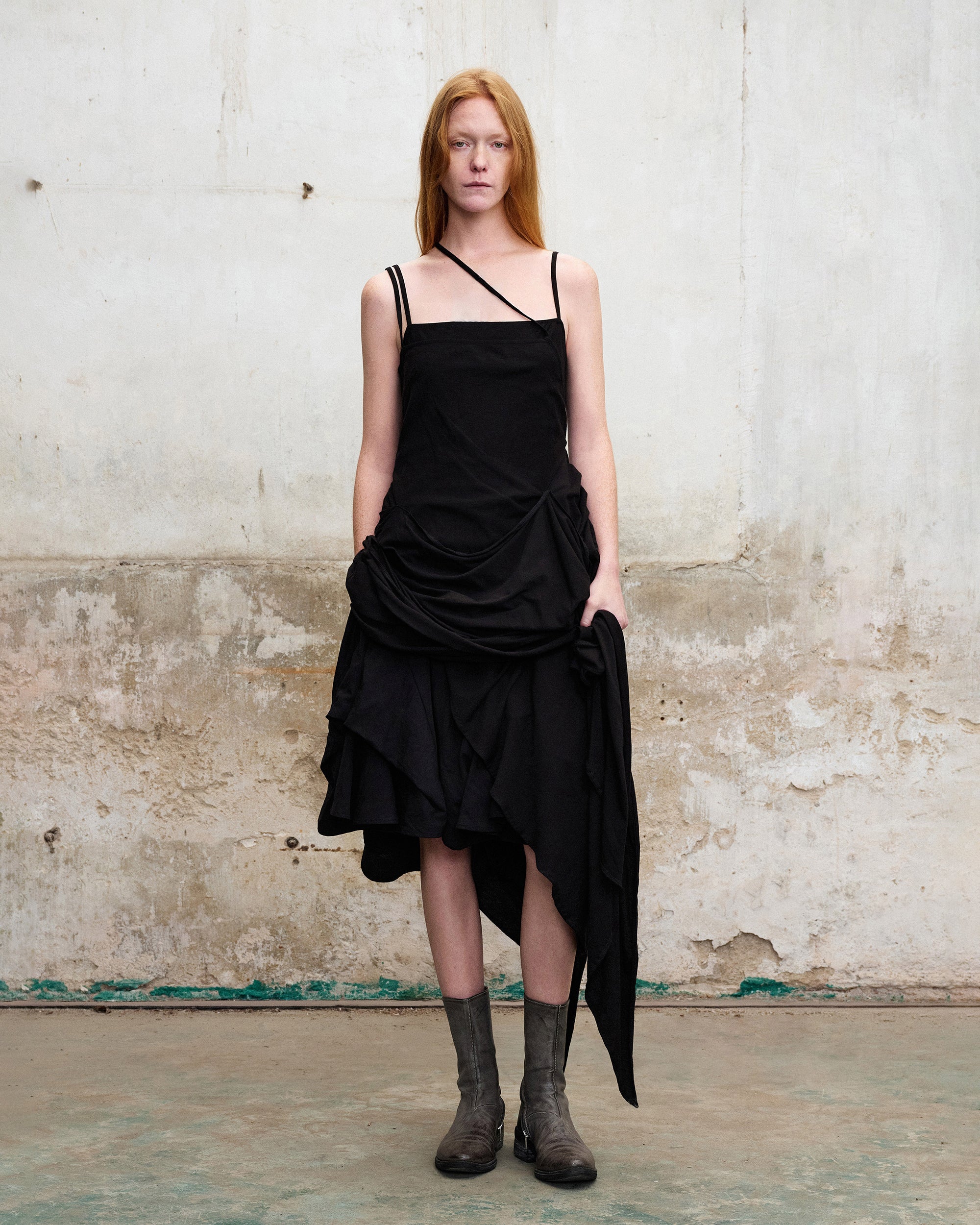 ILNya Nieternite Nifutur Layered Asymmetrical Skort Black