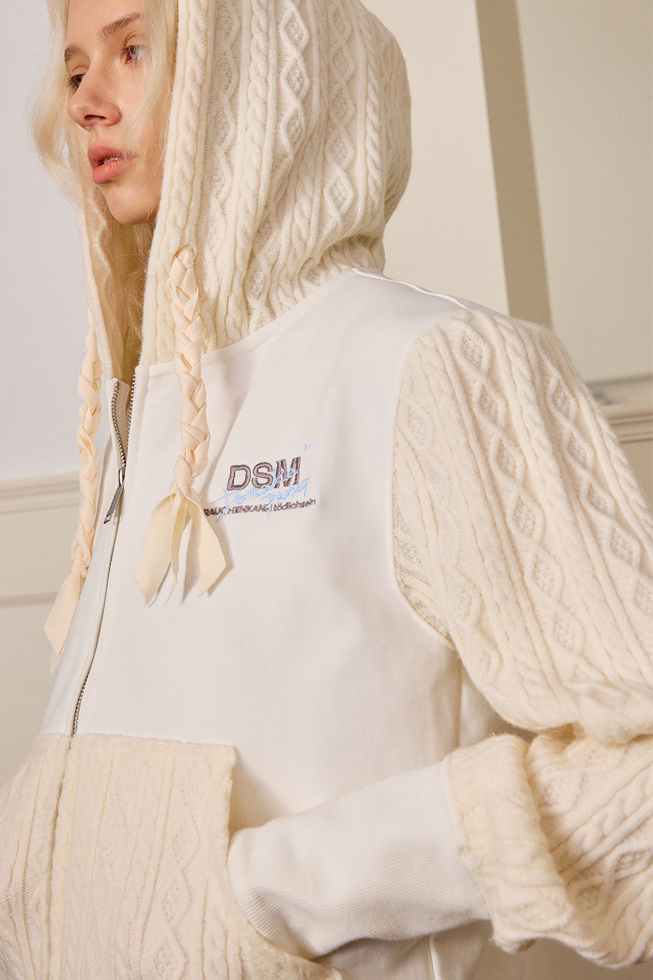 DONSMOKE Spliced Cable-Knit Zip-Up Hoodie