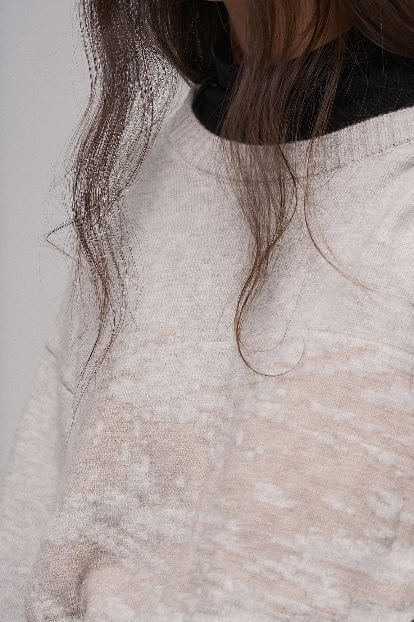 ILNya Nieternite Nifutur Distressed Oversized Knit Pullover