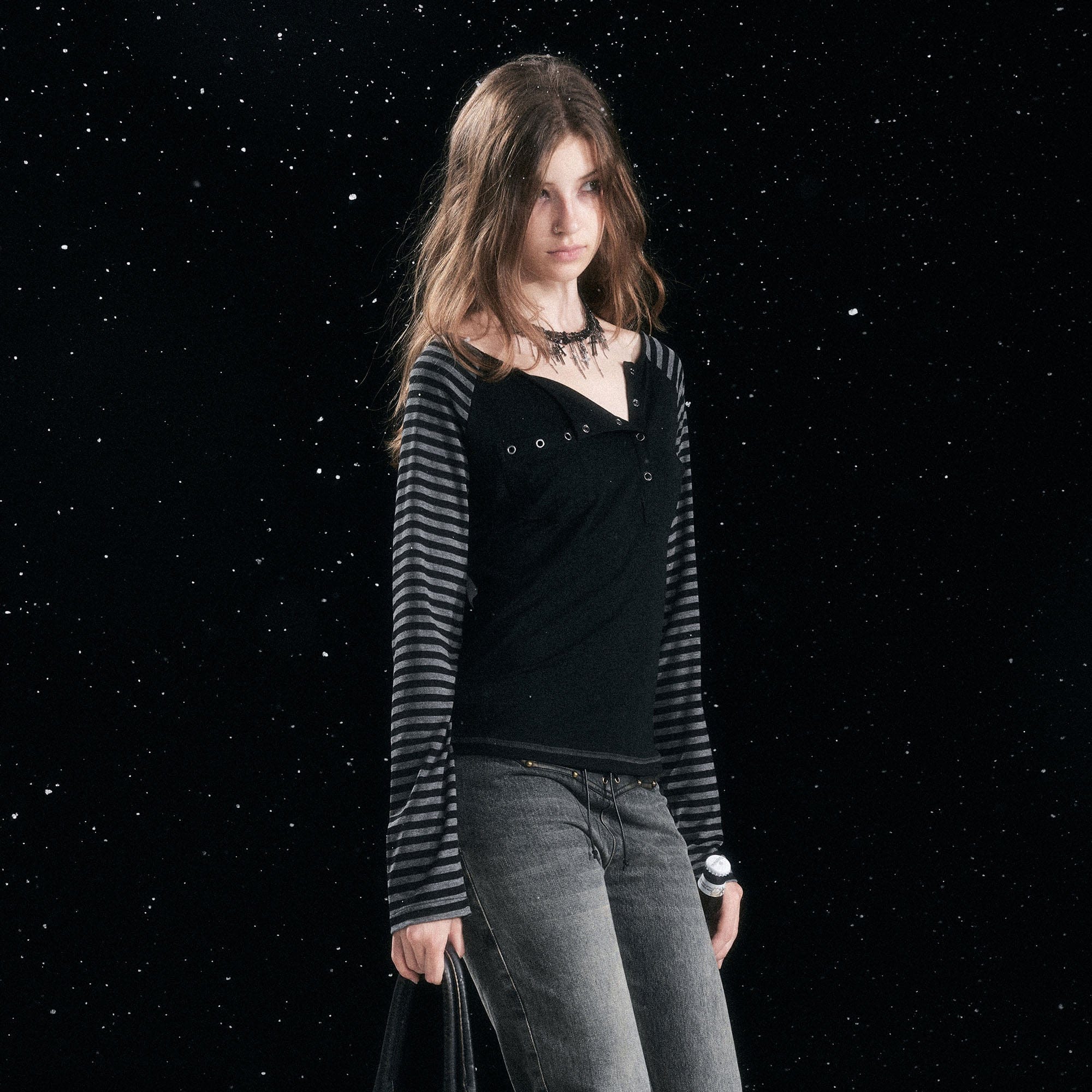 CESTNOUS Striped Sleeve Grommet Henley Tee