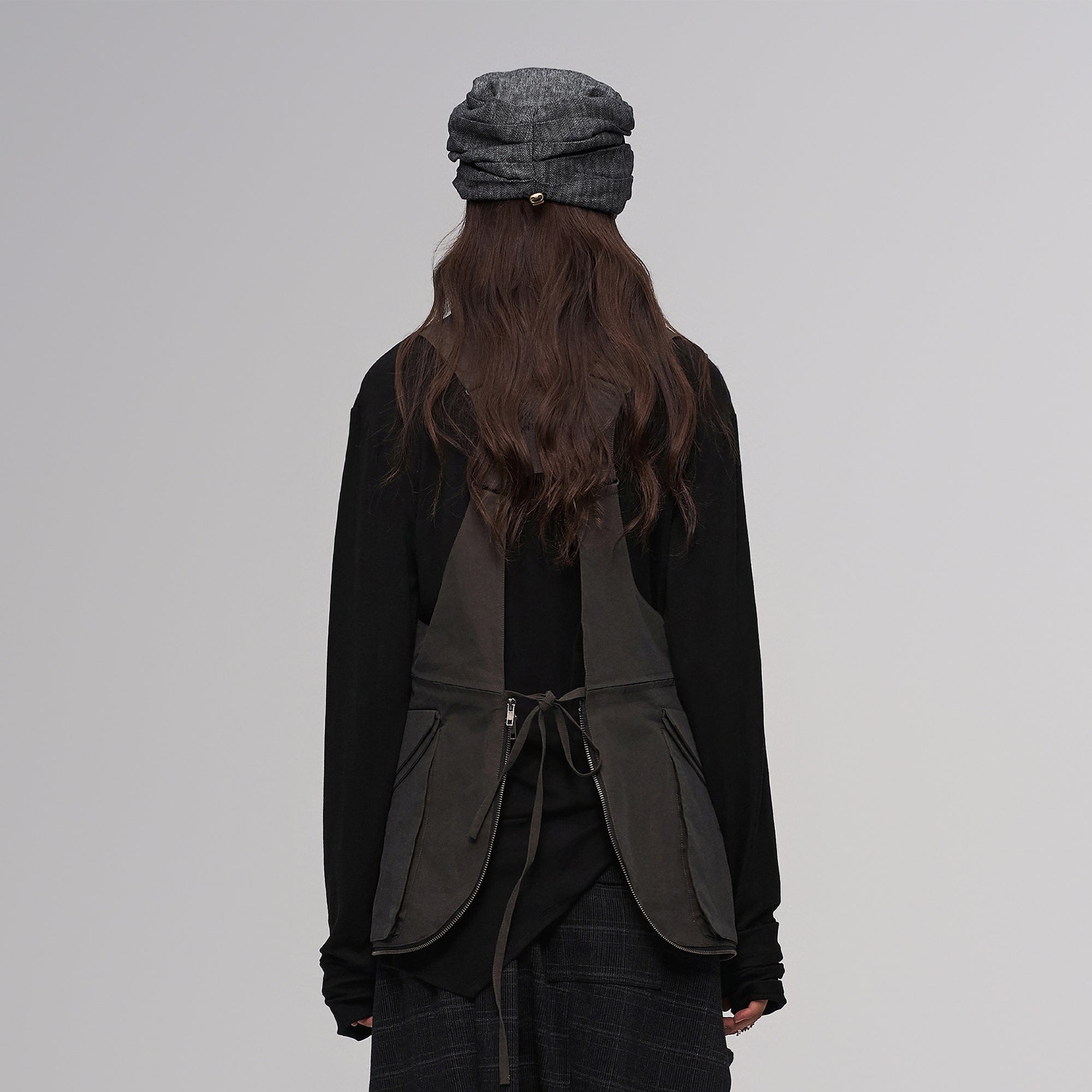 ILNya Nieternite Nifutur Multi-Use Utility Vest