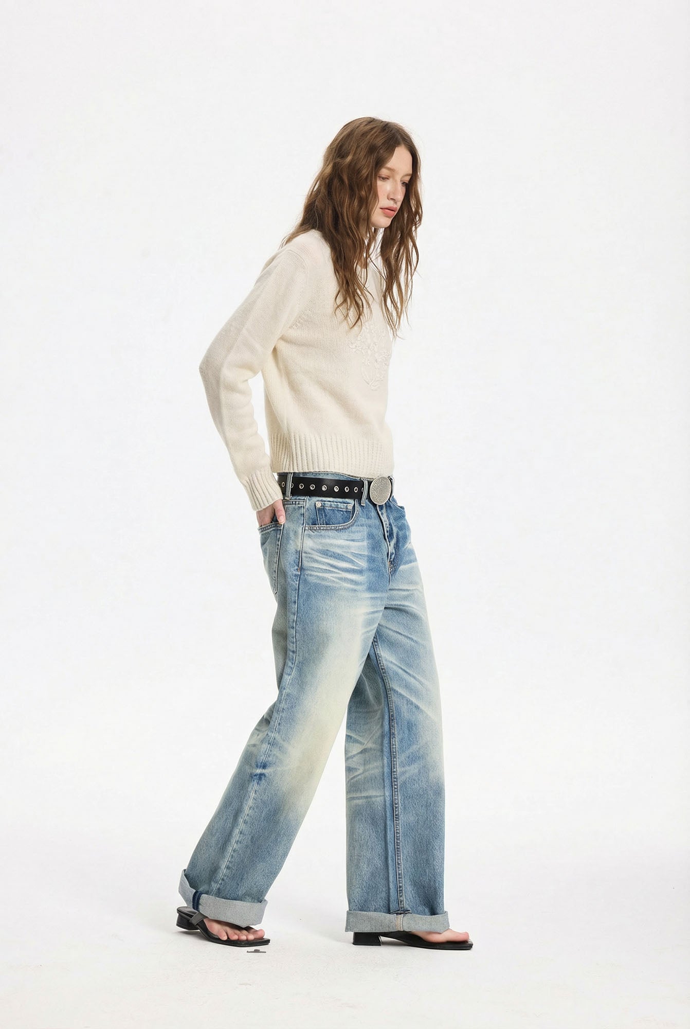 LEONSENSE Floral Embroidered Wool-Blend Sweater