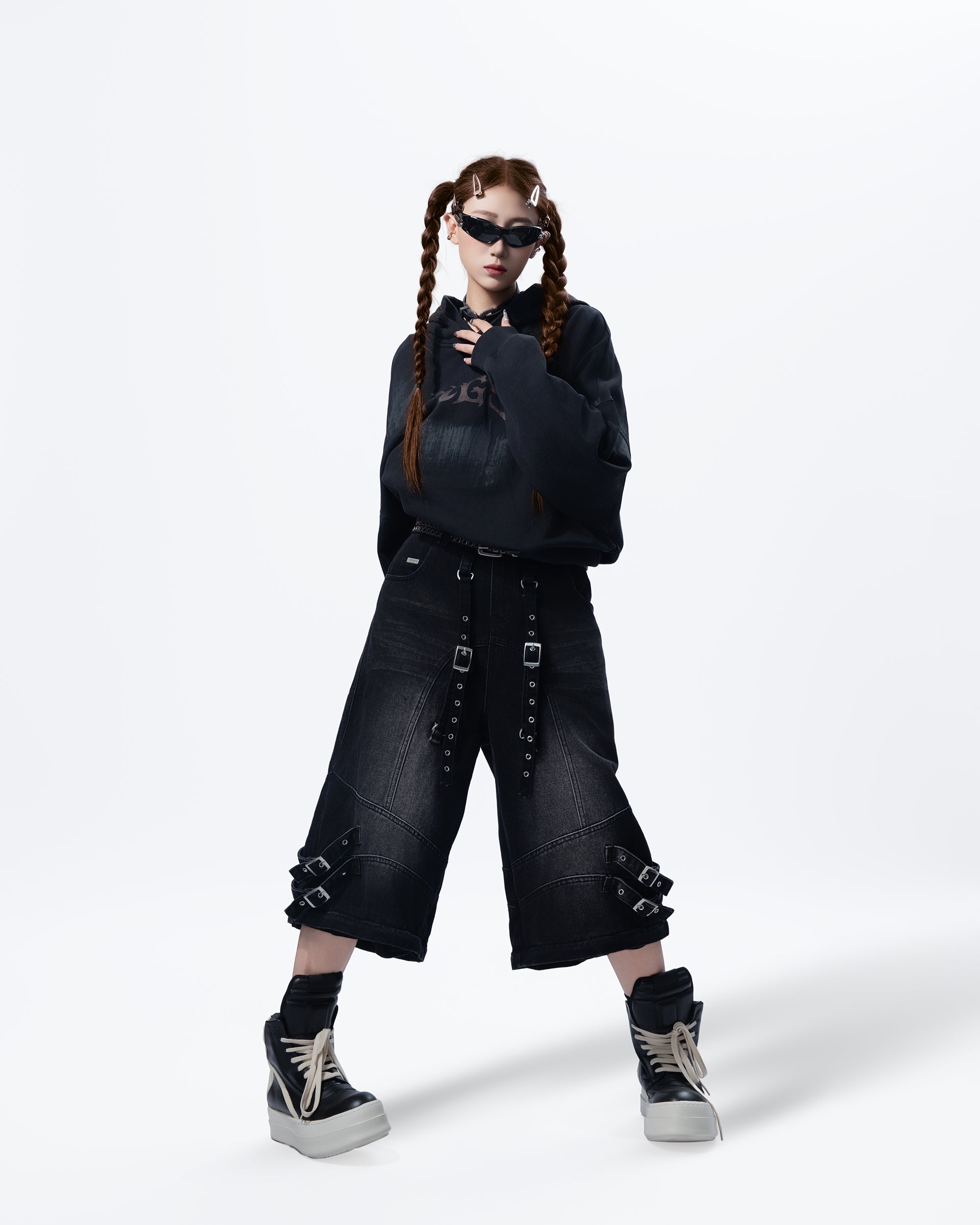 MOGONGSHE Distressed LOGO Oversized Hoodie