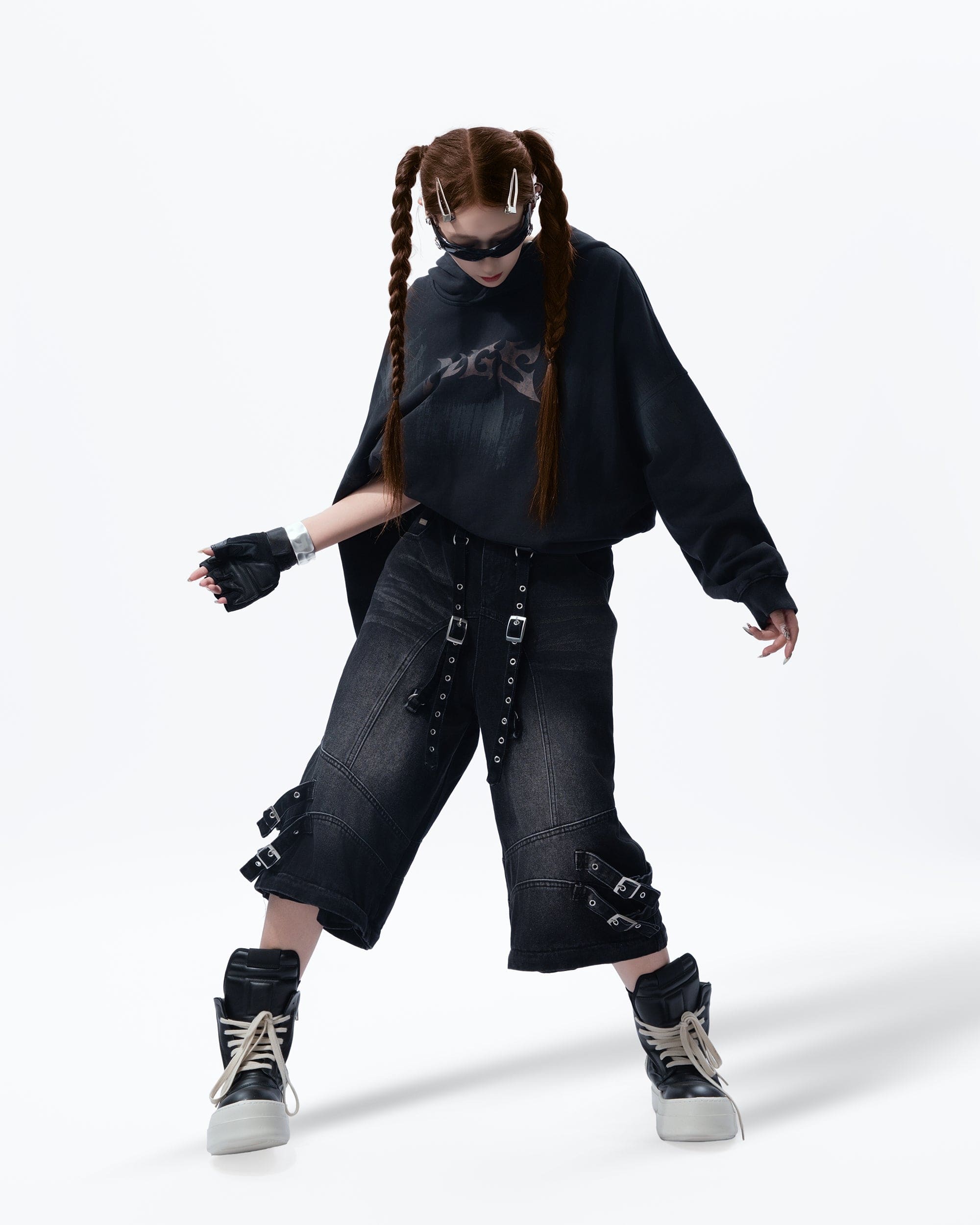 MOGONGSHE Distressed LOGO Oversized Hoodie