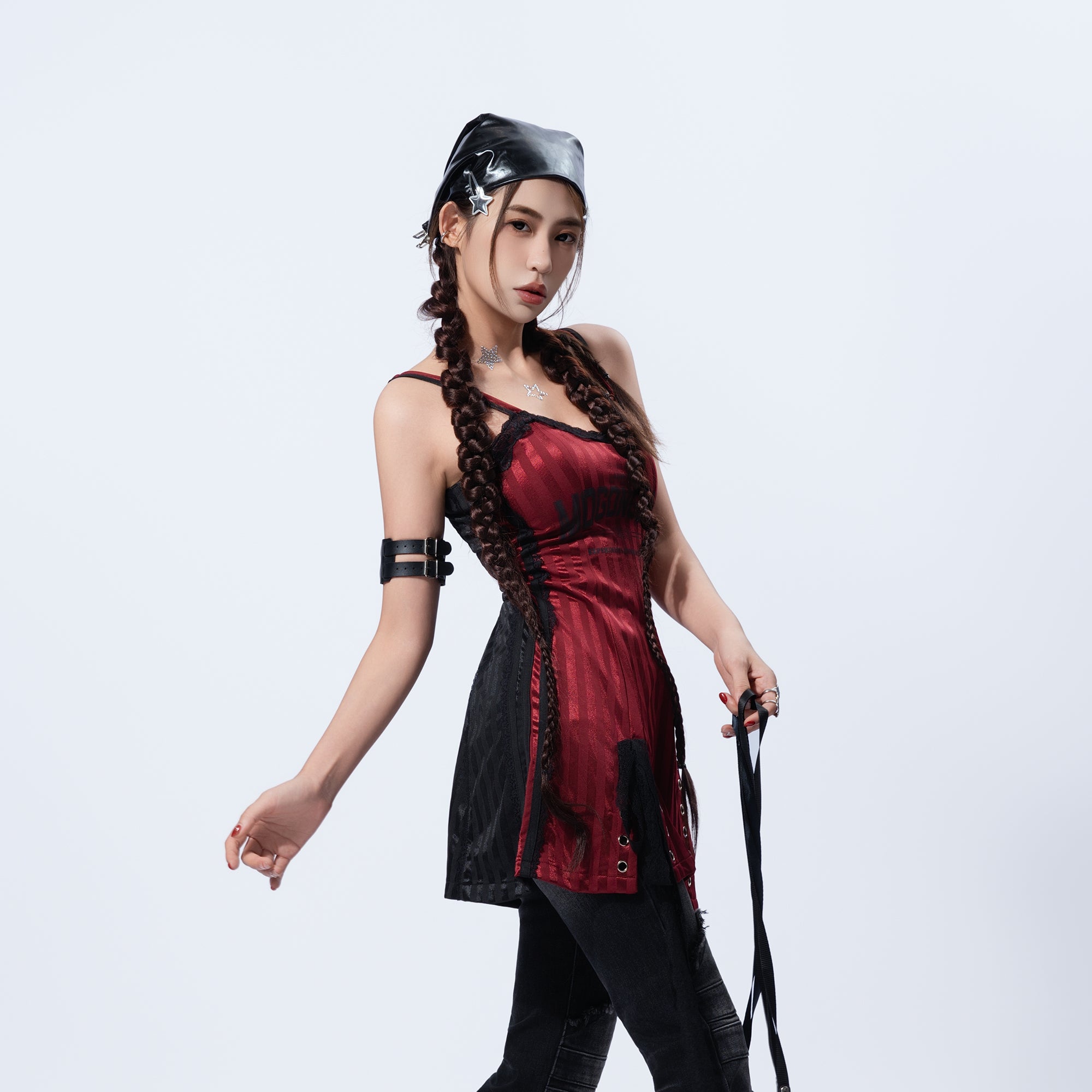 MOGONGSHE Contrast Spliced Lace-Up Slip Dress