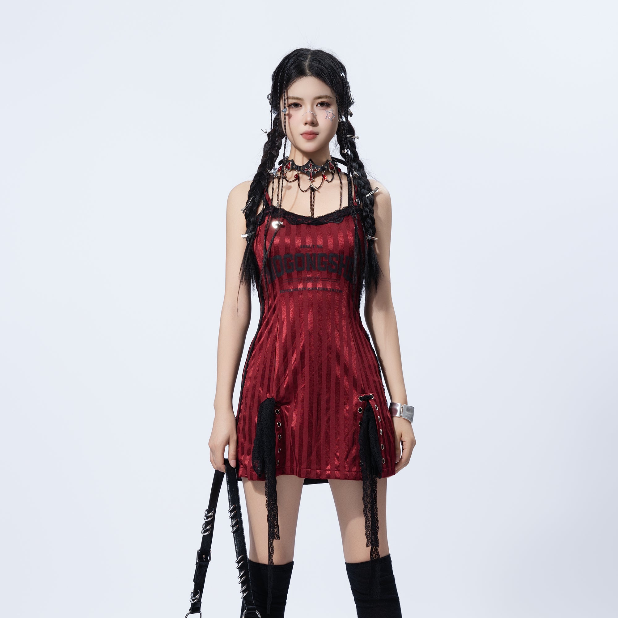 MOGONGSHE Contrast Spliced Lace-Up Slip Dress