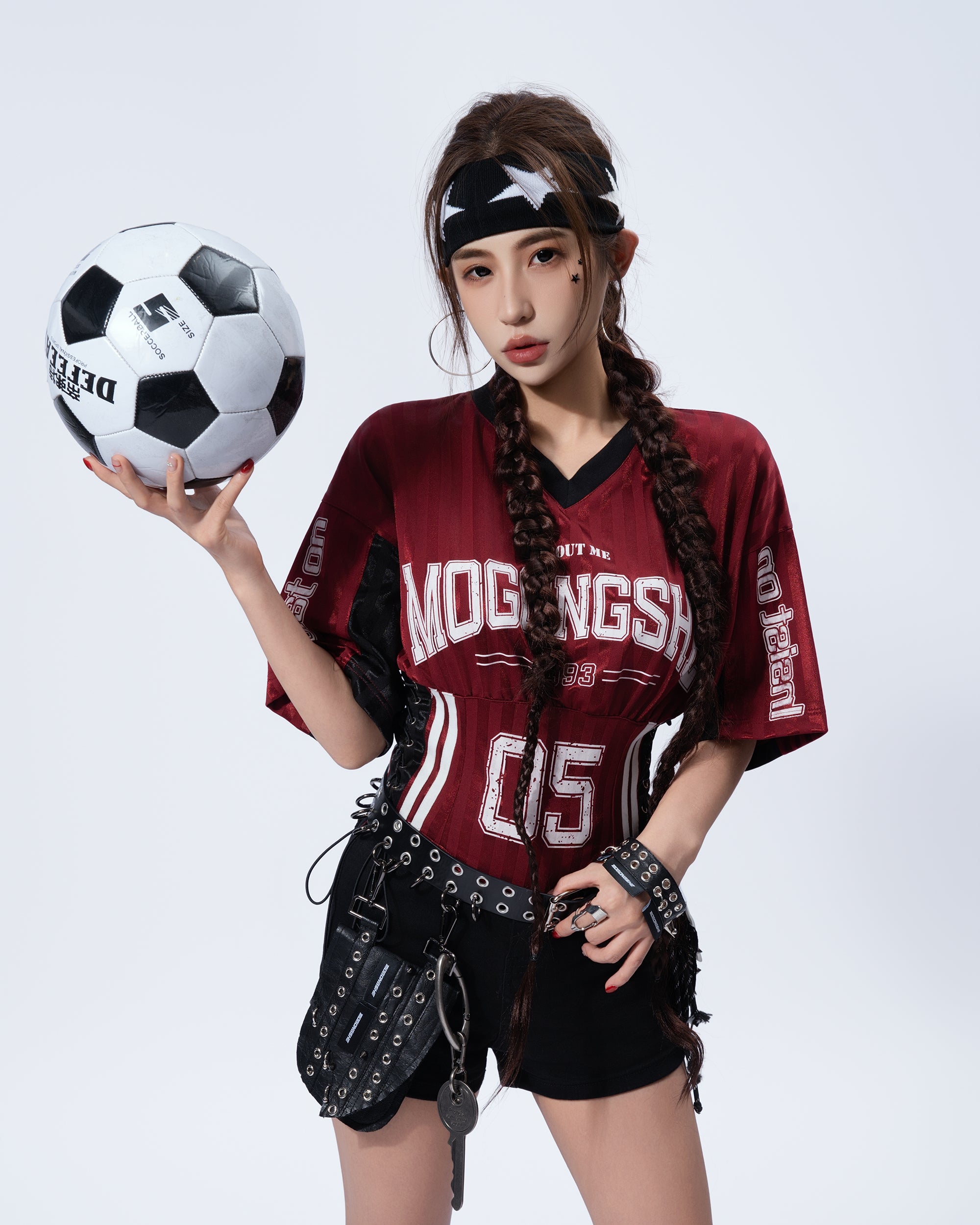 MOGONGSHE Varsity Lace-Up Waist Cropped Jersey