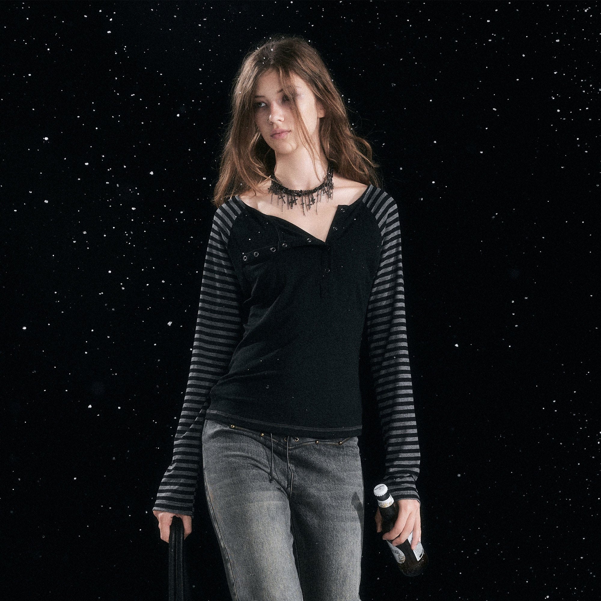 CESTNOUS Striped Sleeve Grommet Henley Tee