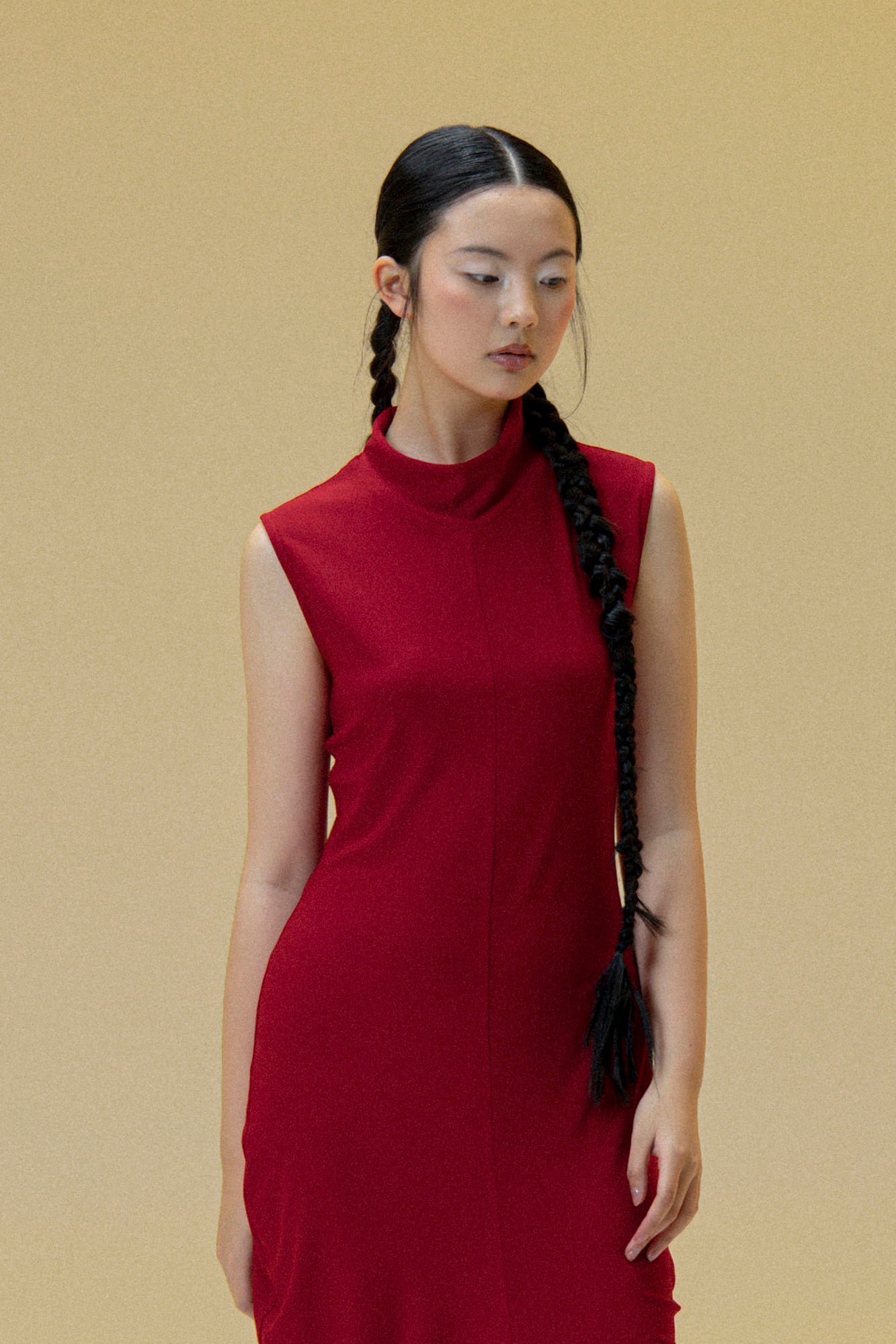 WUHEYIZUO Sleeveless Mock Neck Cocoon Maxi Dress