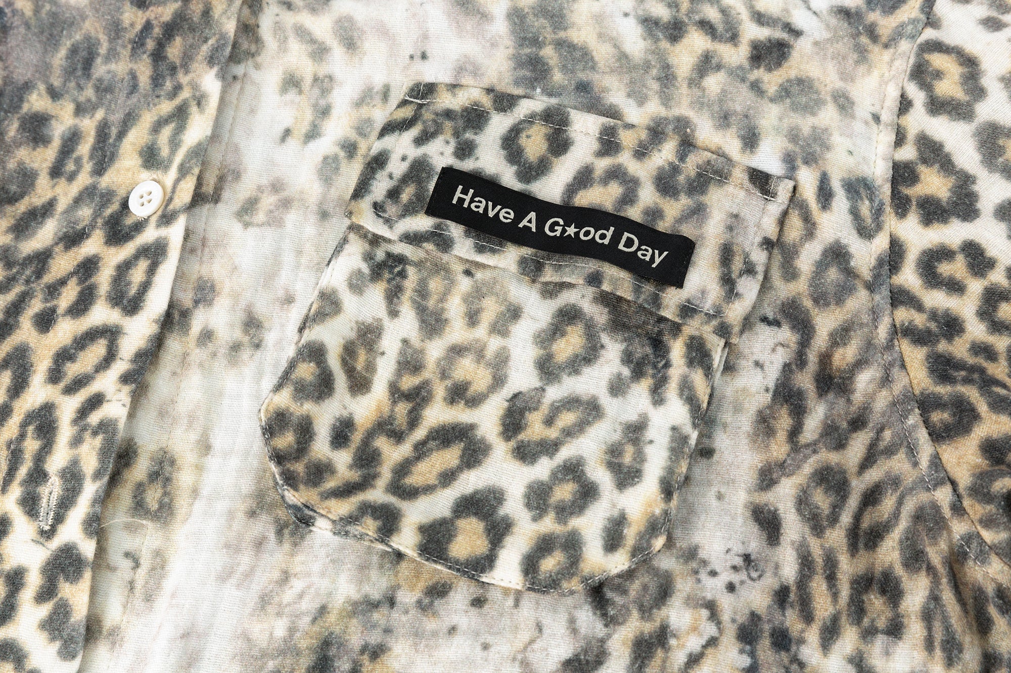 SOFITTE Distressed Leopard Raw Edge Shirt