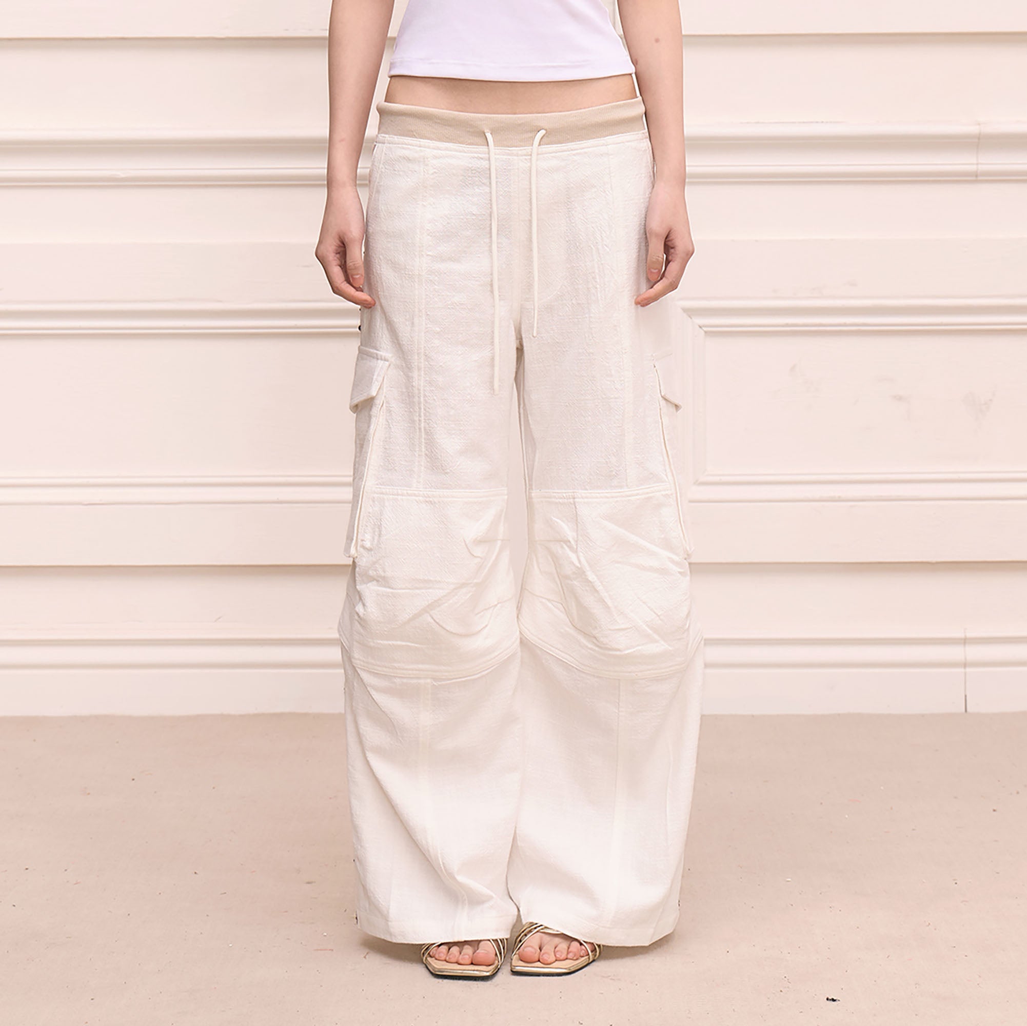 FAYCHUI Studded Linen-Blended Cargo Pants