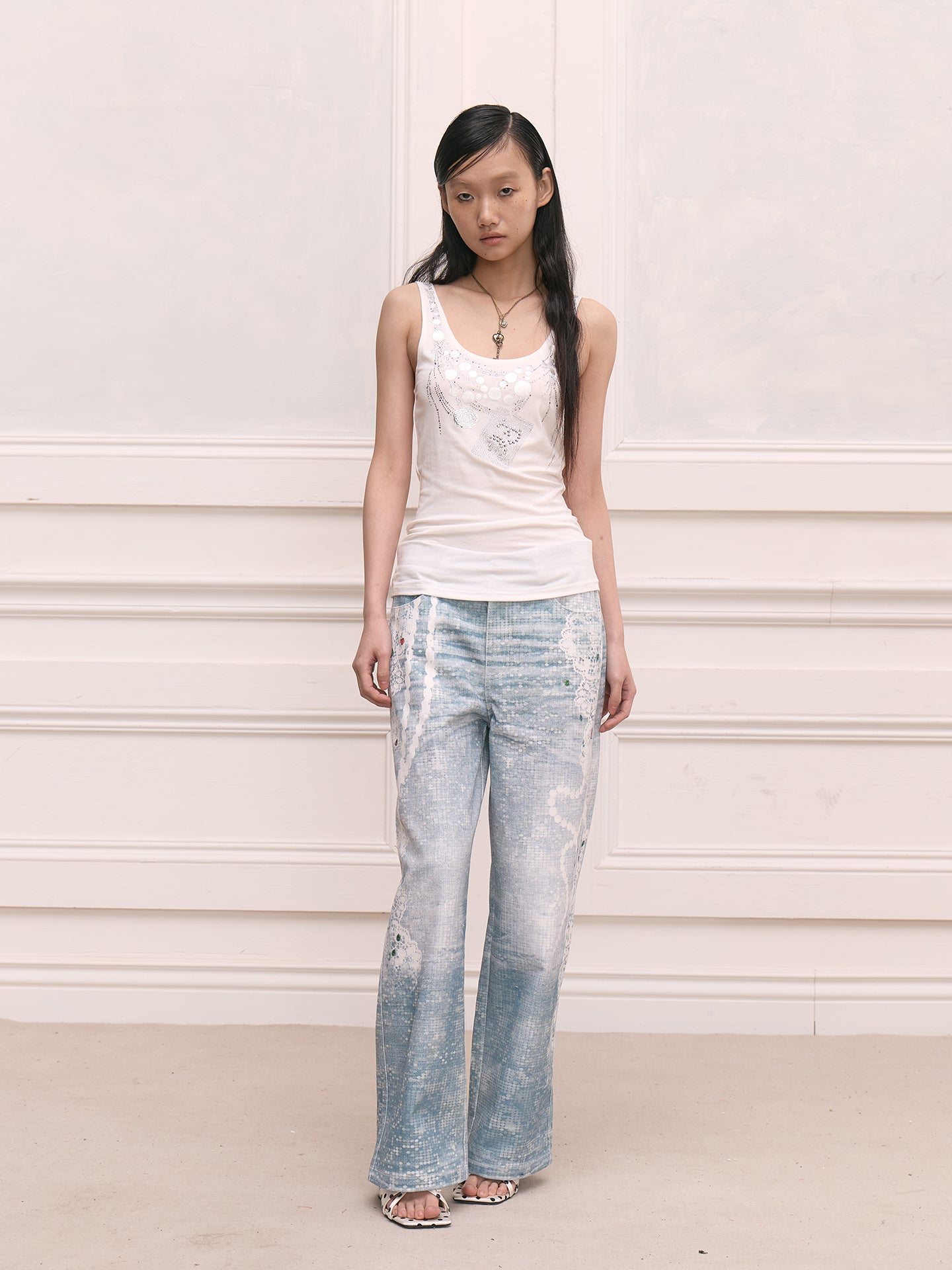 FAYCHUI Lace & Pearl Full-Print Straight-Leg Jeans