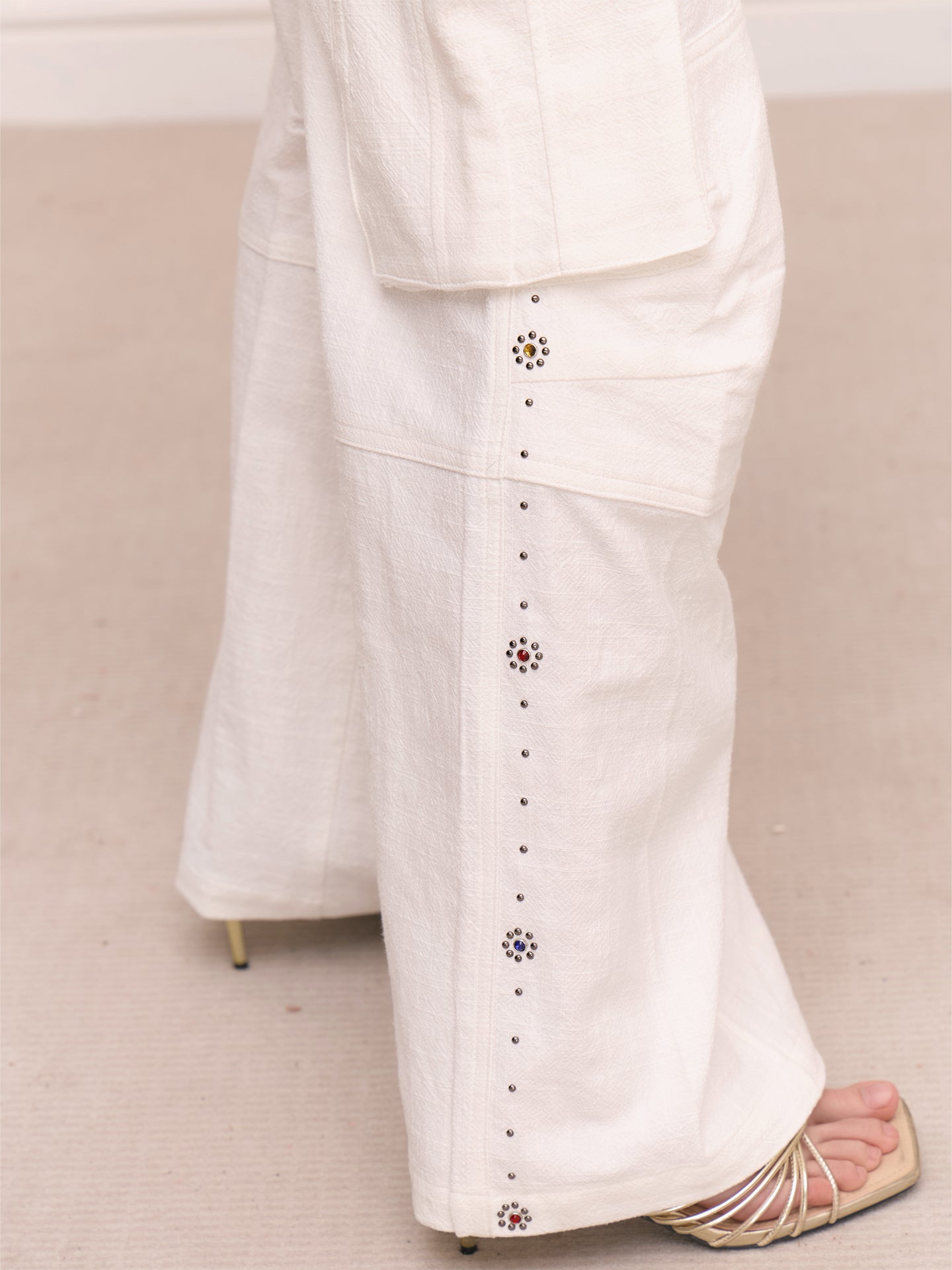 FAYCHUI Studded Linen-Blended Cargo Pants