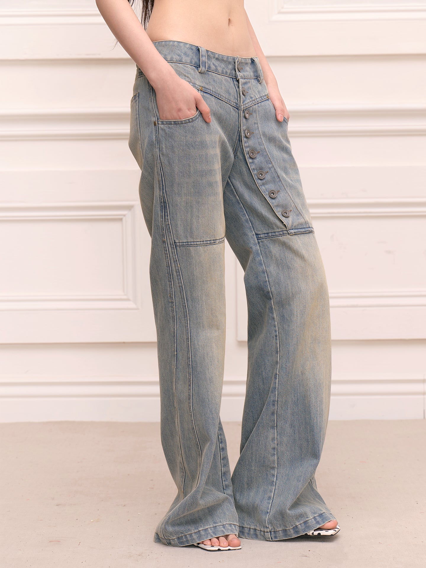FAYCHUI Asymmetrical Button-Up Wide-Leg Jeans