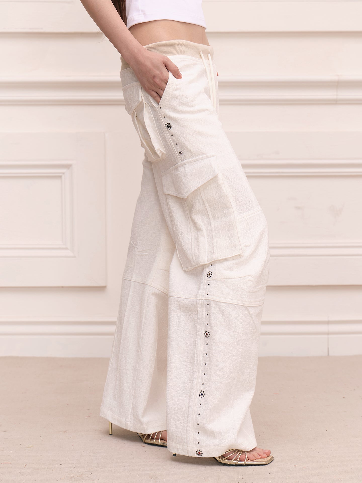 FAYCHUI Studded Linen-Blended Cargo Pants