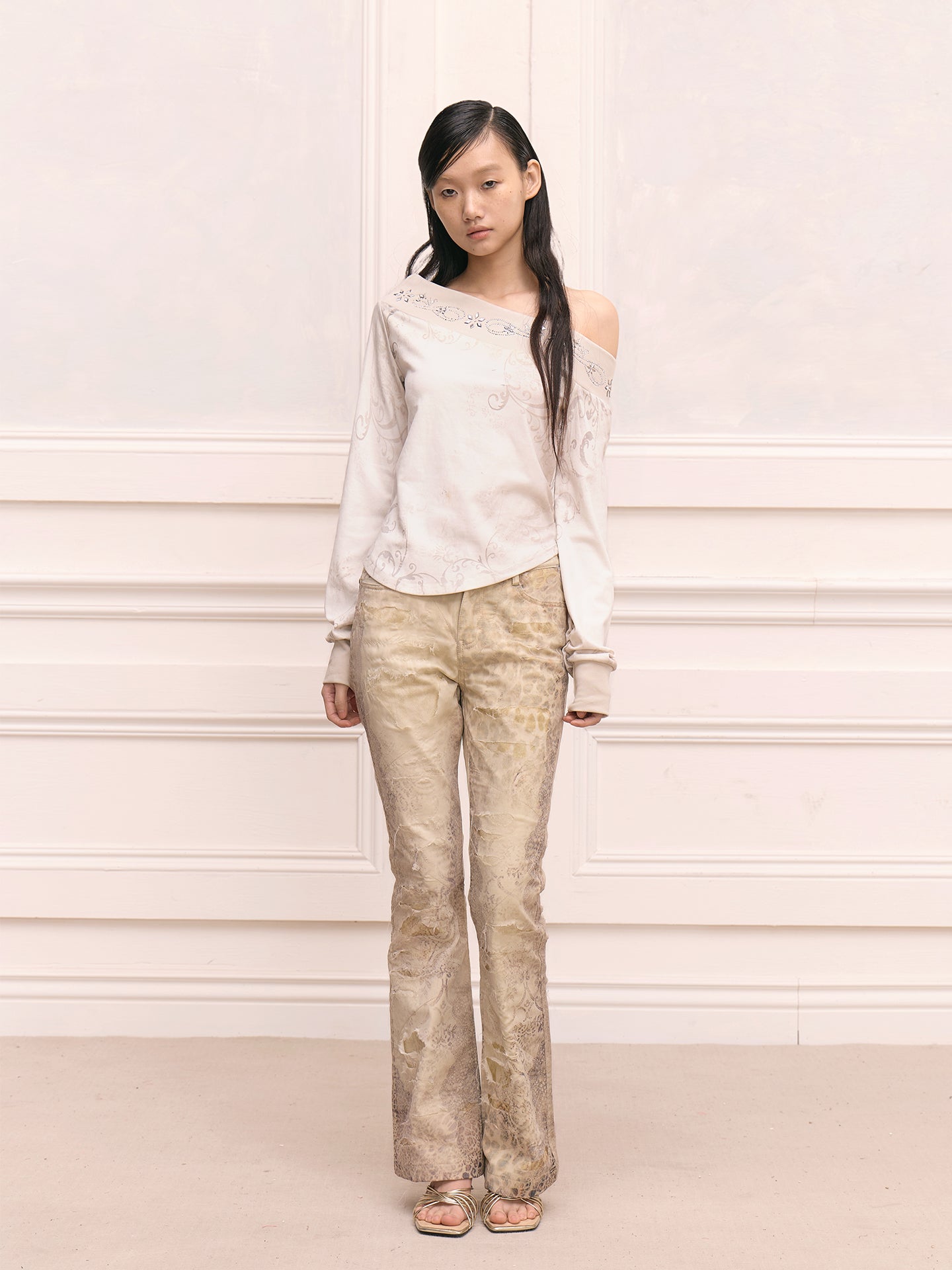 FAYCHUI Distressed Leopard Slim Flared Pants