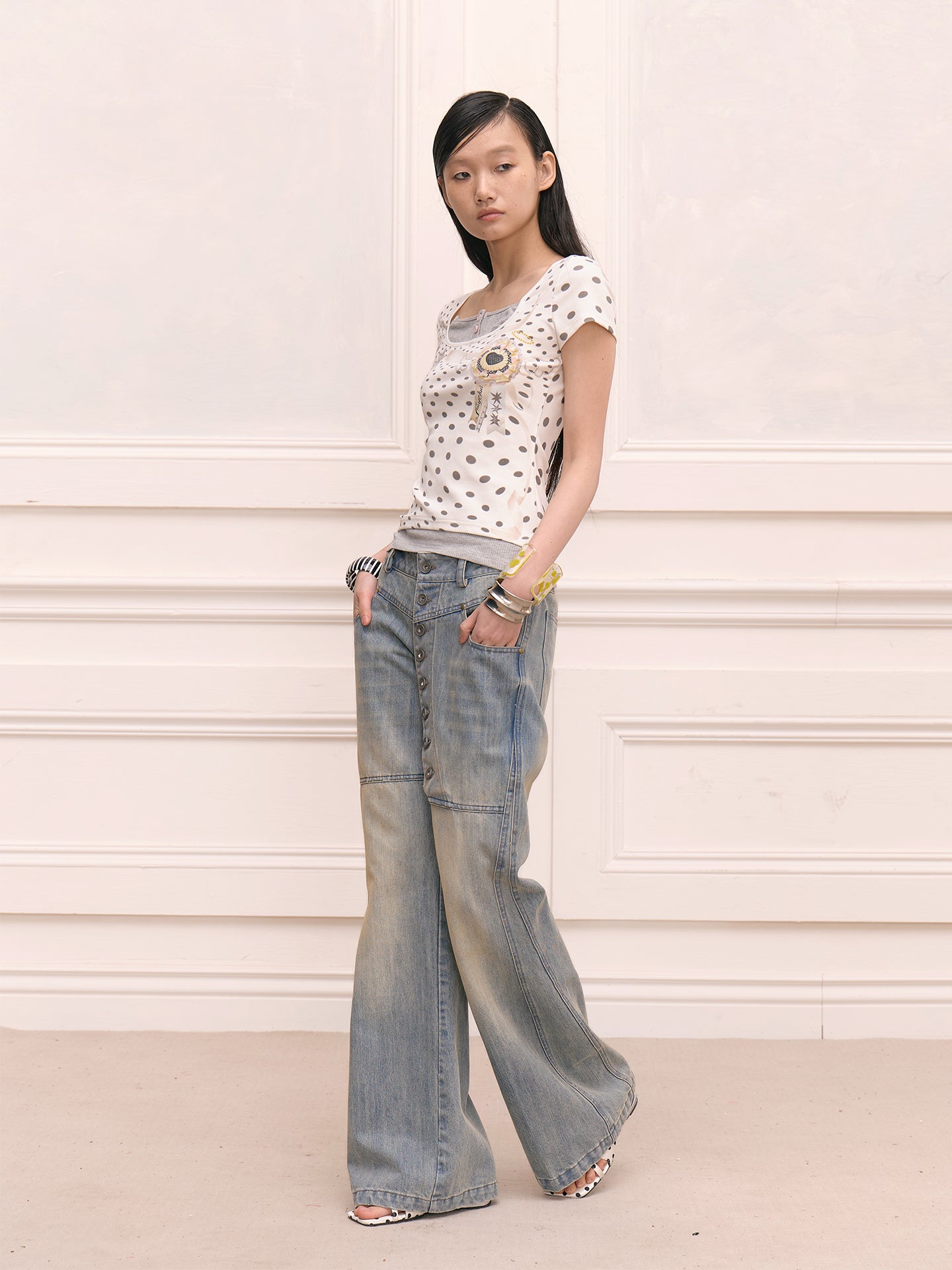 FAYCHUI Asymmetrical Button-Up Wide-Leg Jeans