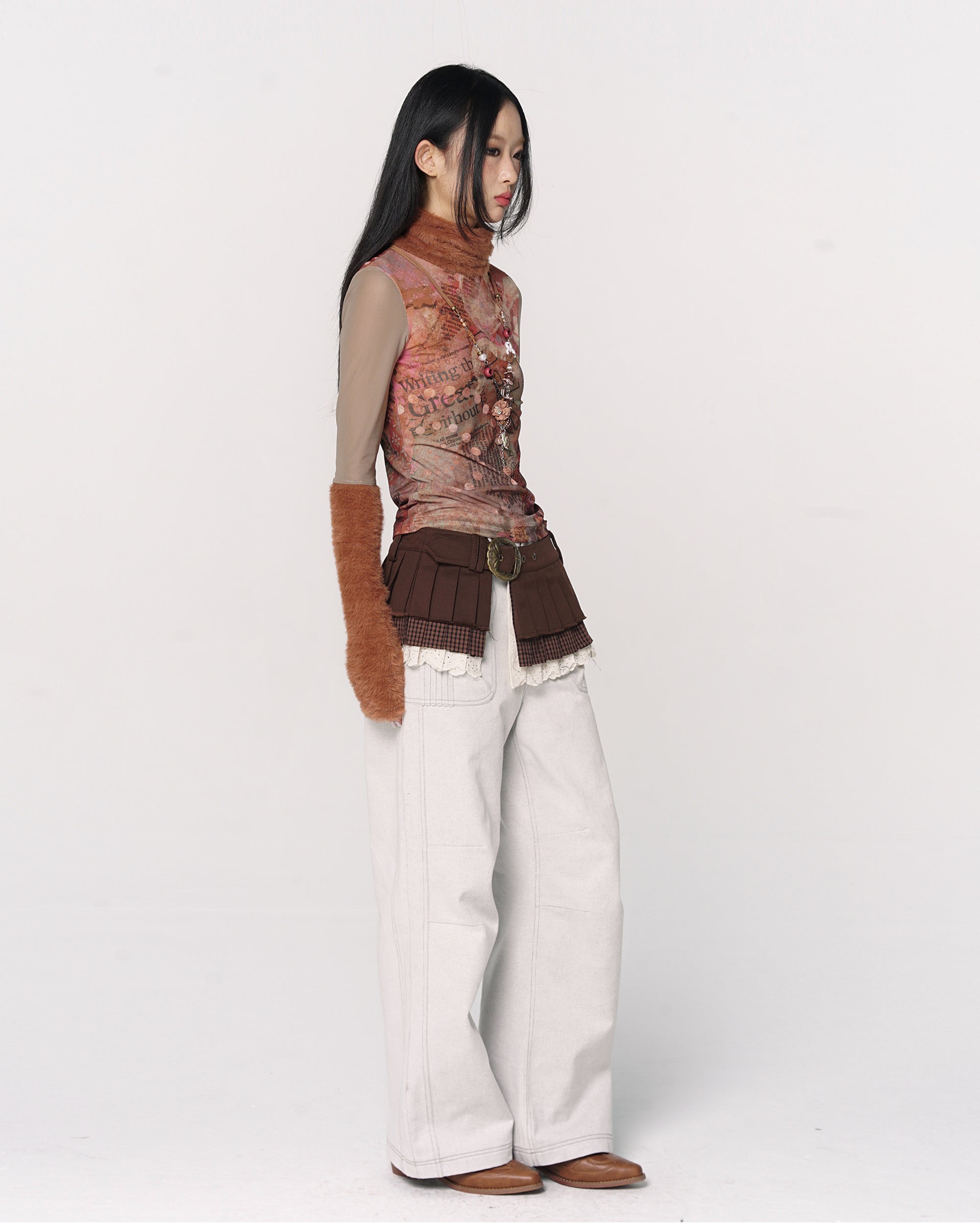 CONFUN Floral Embroidered Studded Waist Jeans