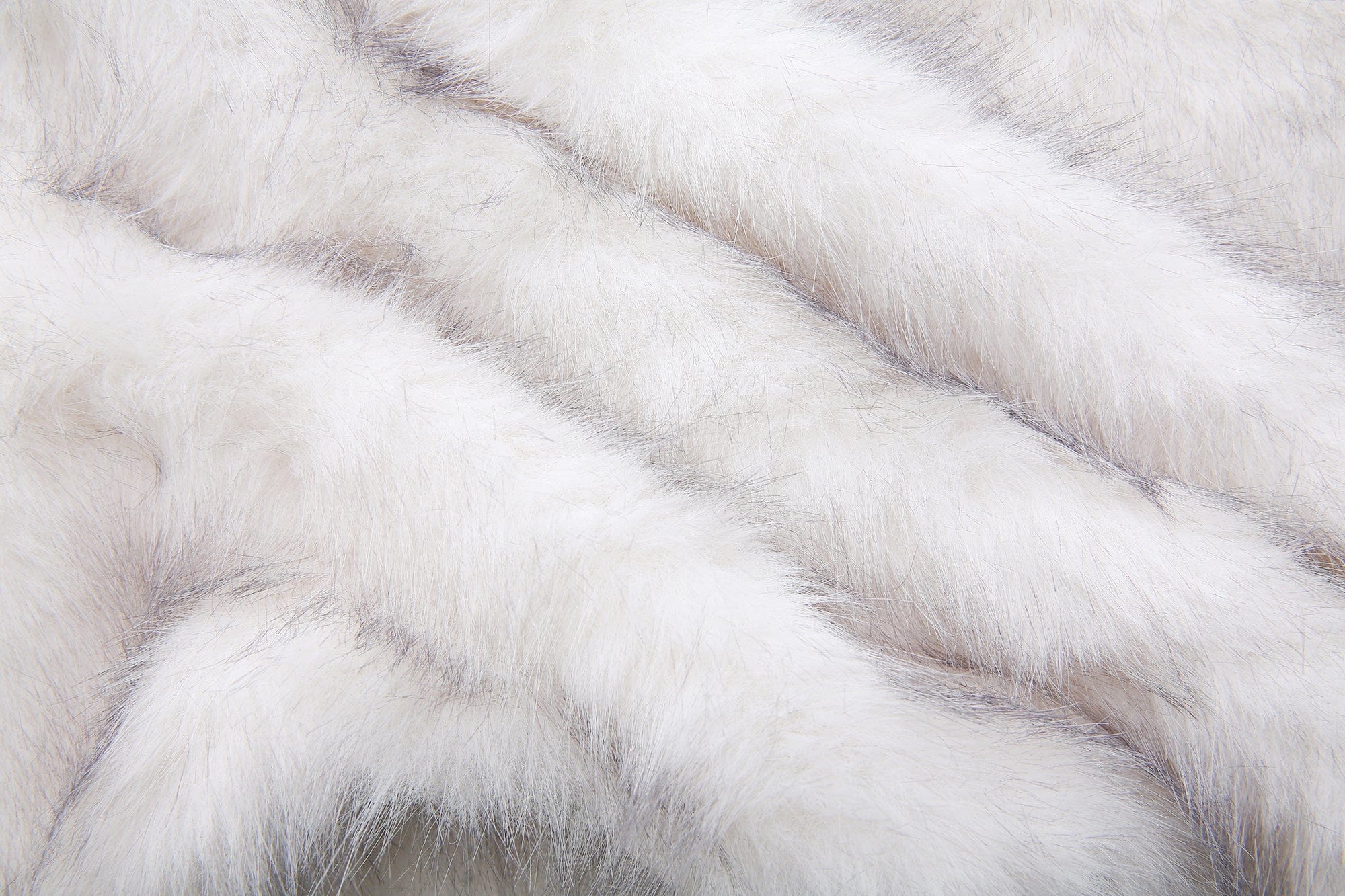 NEVER OFFEND L ANGEL Cropped Faux-Fur Buckle Jacket