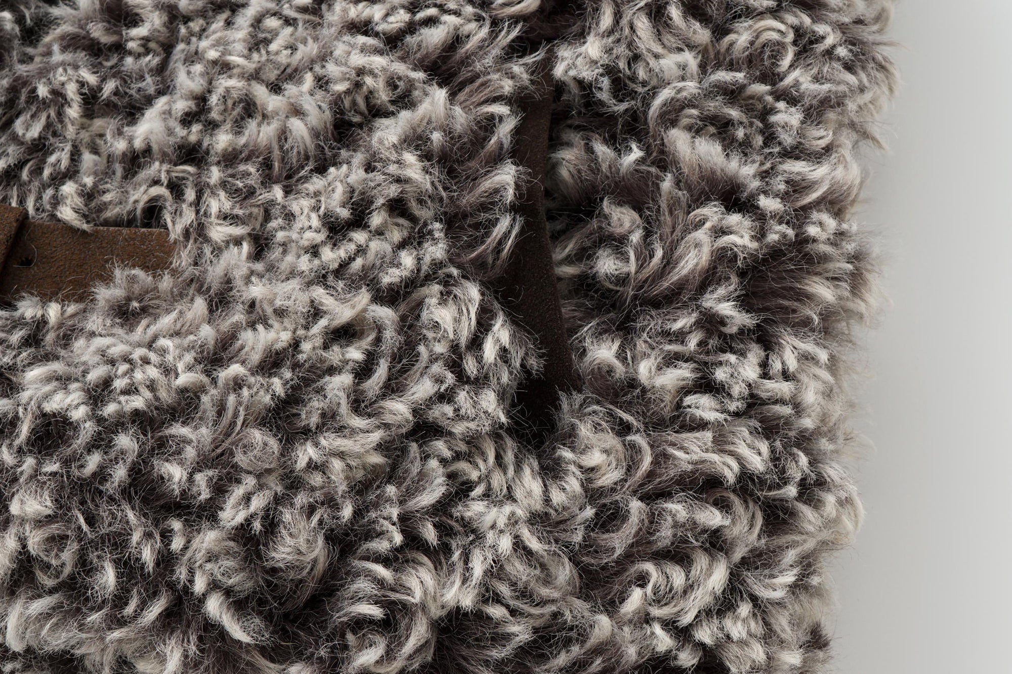 OINIMI Gradient Fleece Belted Vest