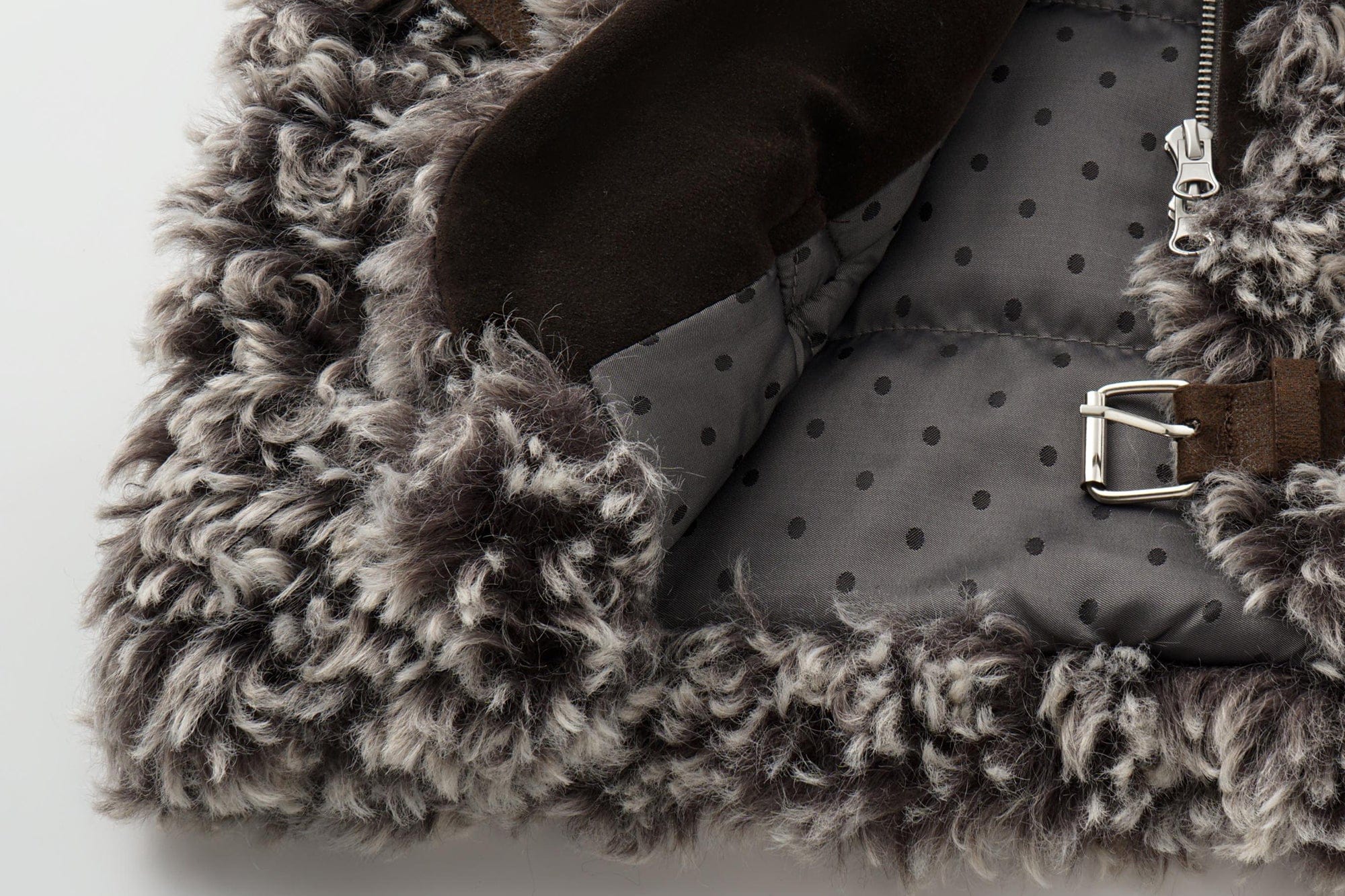 OINIMI Gradient Fleece Belted Vest