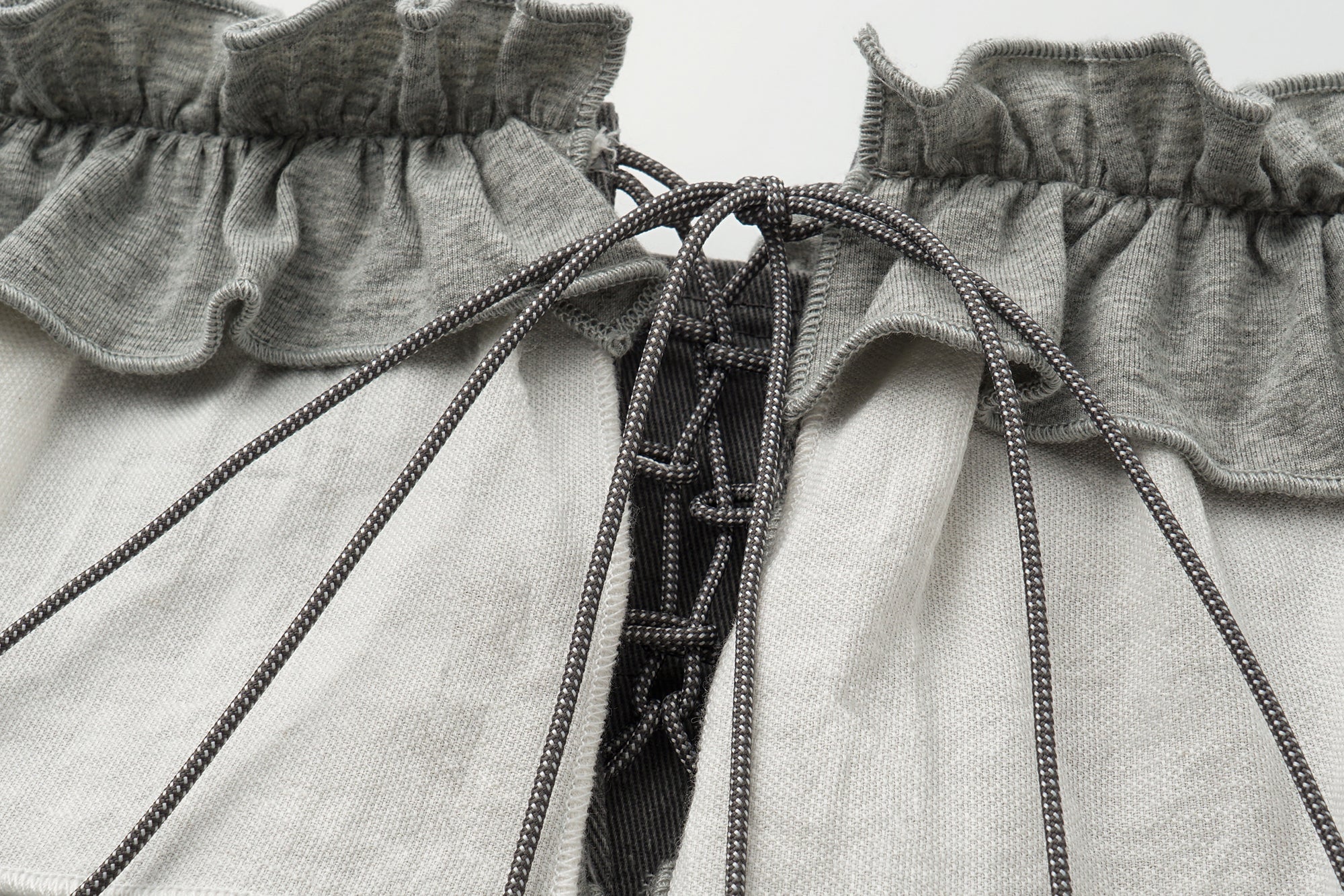 OINIMI Spliced Layered Ruffle Belt