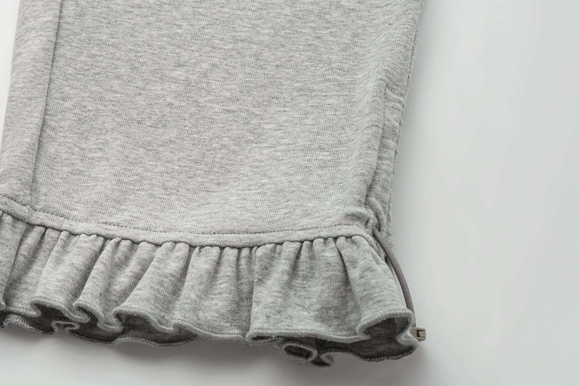 OINIMI Drawstring Ruffle Hem Capri Leggings
