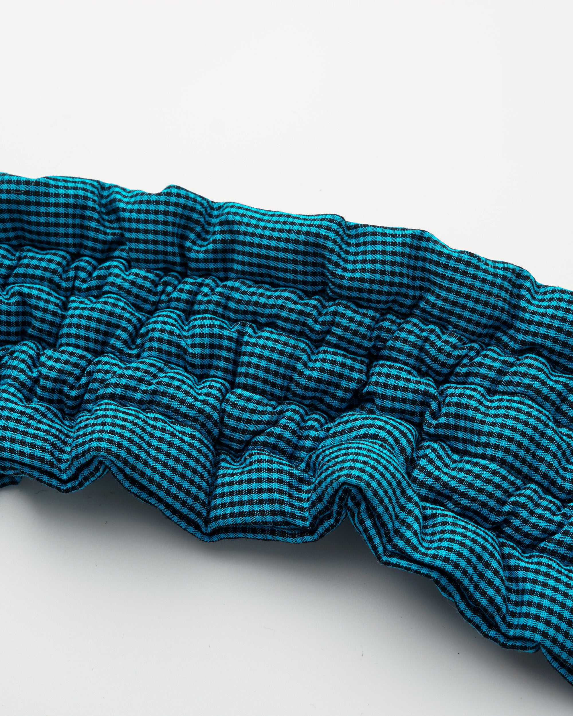 OINIMI Ruched Strap Triangle Sling Bag