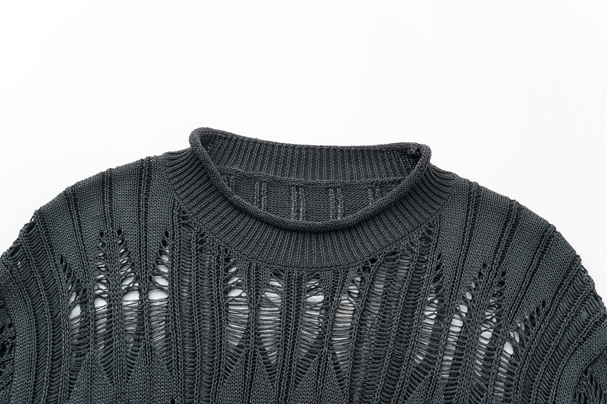 OINIMI Geometric Open-Knit Pullover